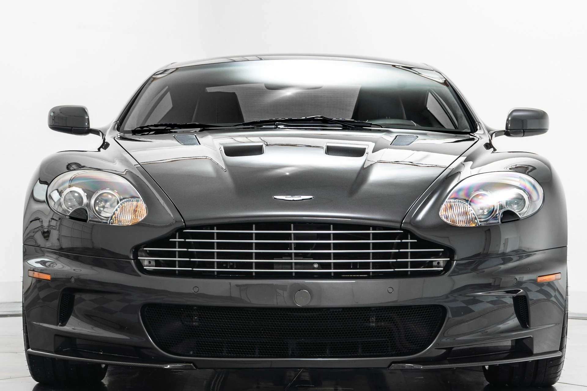 mph002_2006212556_Used_2009_Aston_Martin_DBS_1753978319_3e7cdaa3f3