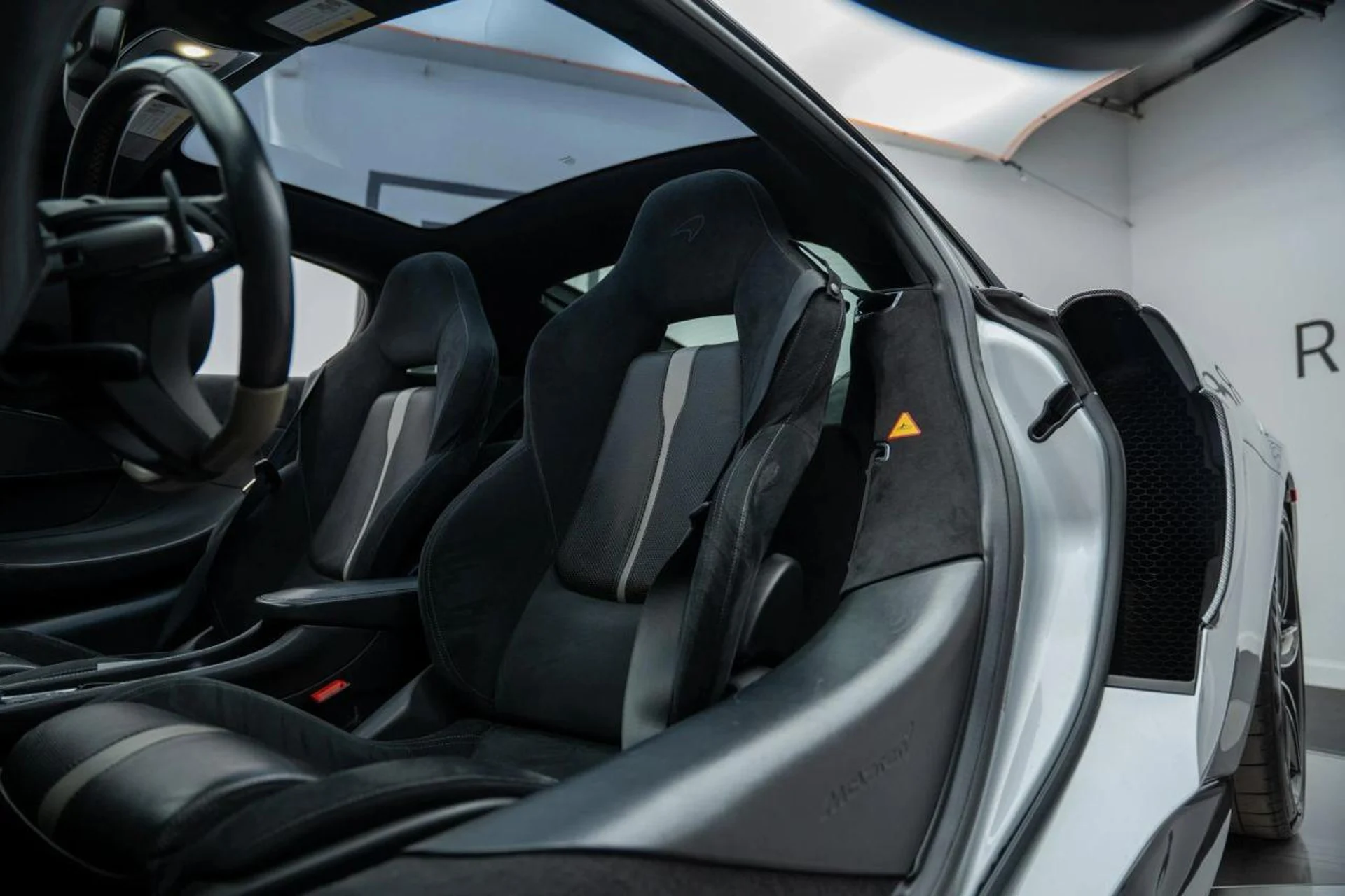 mph002_201192134_d7b12f764e5a0667de13be66f38d7ddc_13a902284d