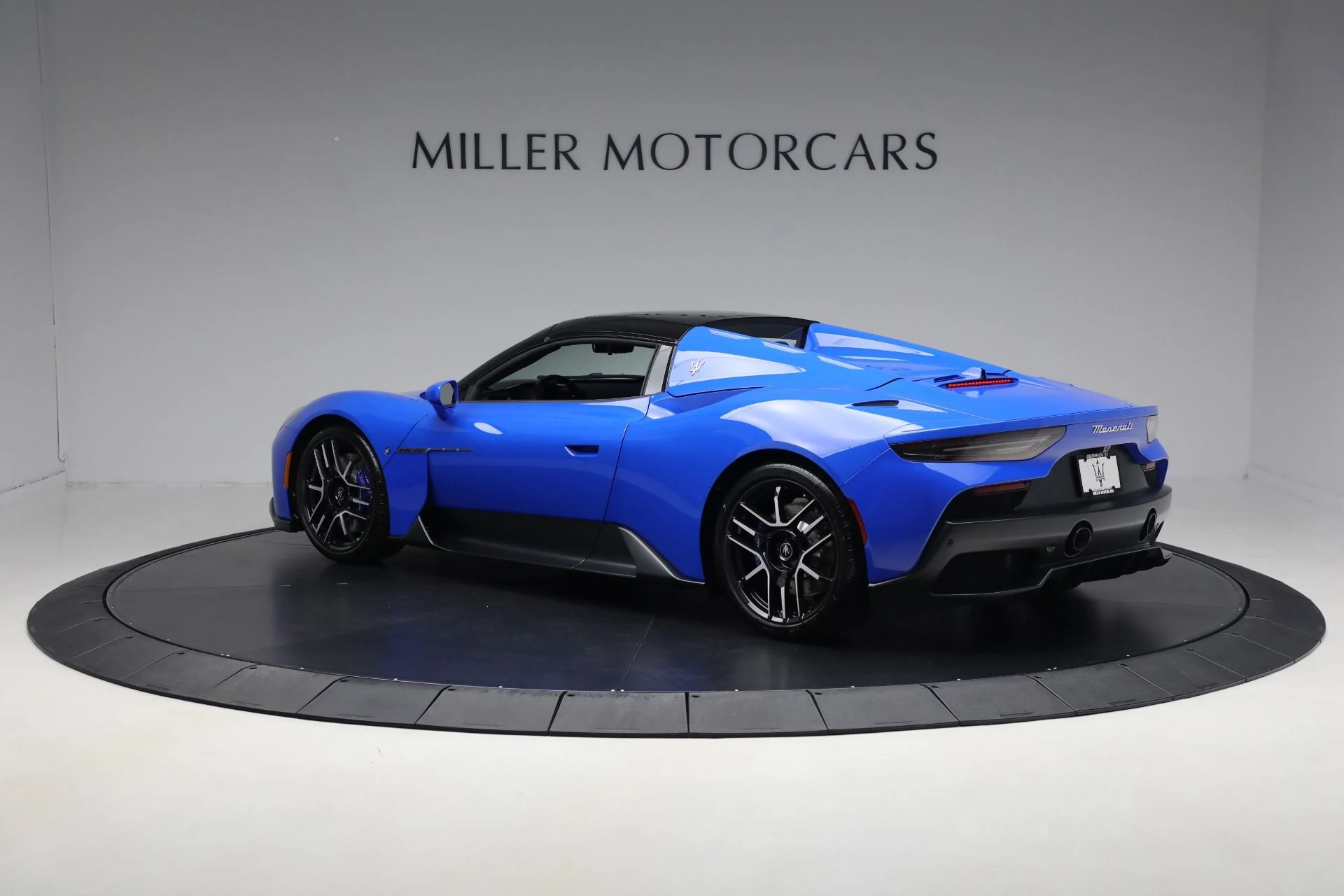 mph002_2012624735_New_2024_Maserati_MC_20_Cielo_62827978eb