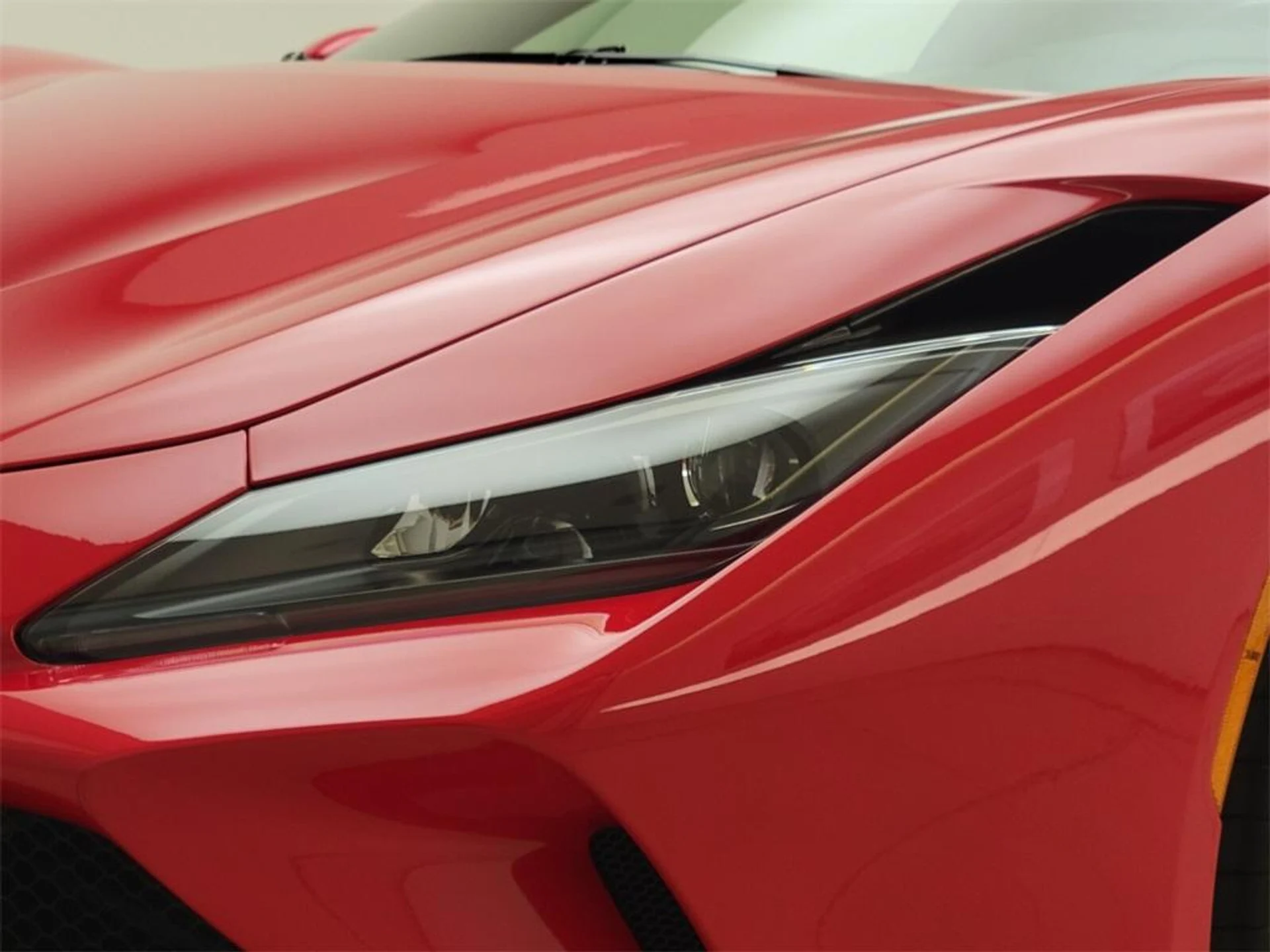 mph002_2027459781_Used_2020_Ferrari_F8_Tributo_1716042516_5f14be790e