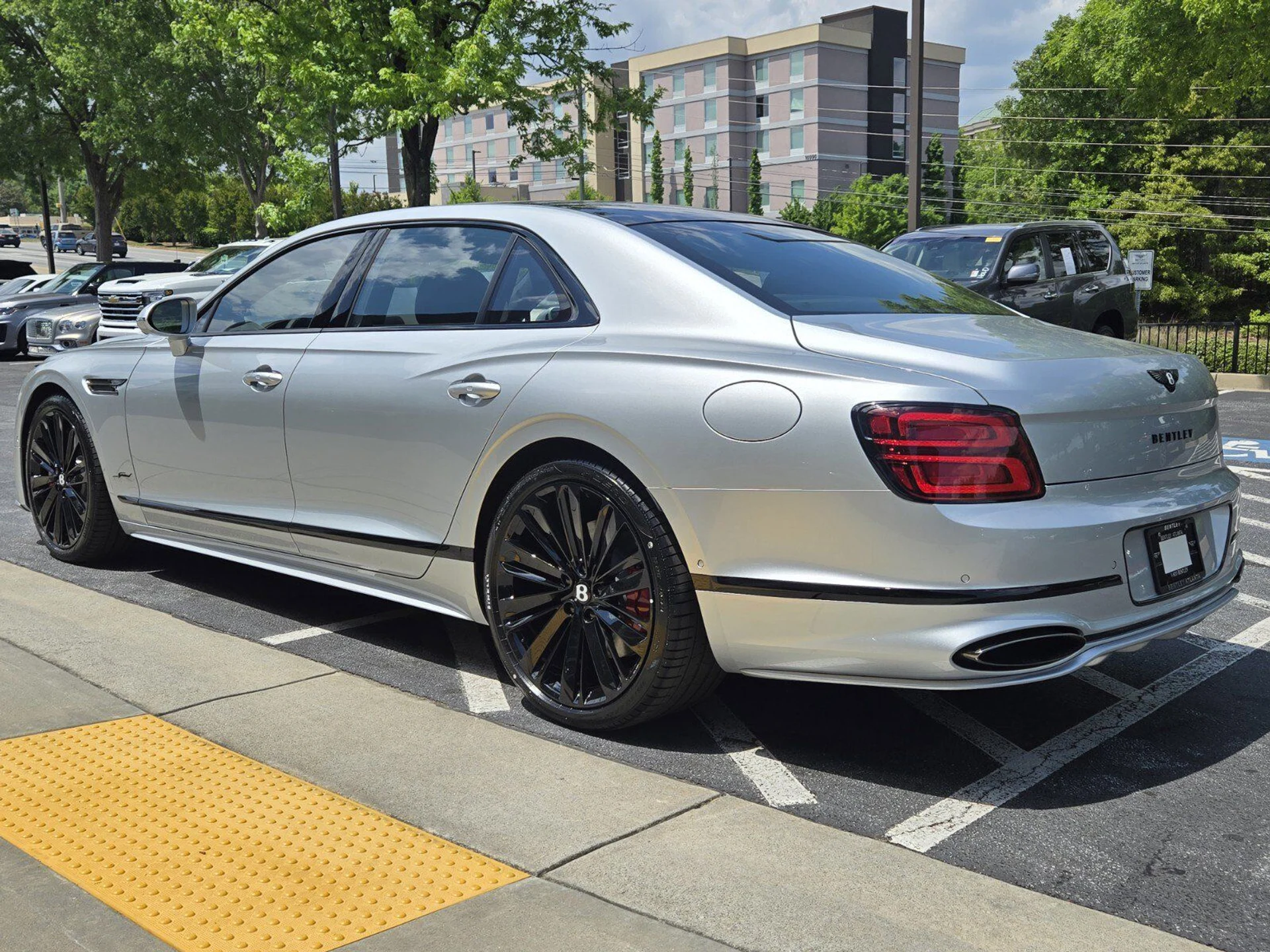 mph002_2030898316_b98011c8495170a2c8908dde4cf07586x_4b9f4e3968