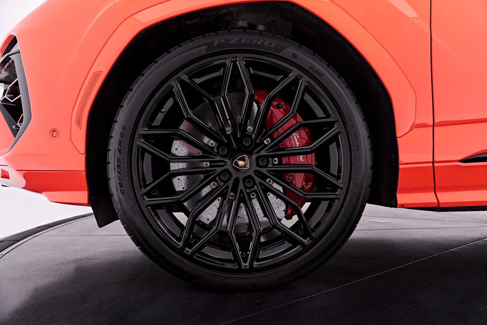 mph002_2033145165_Used_2025_Lamborghini_Urus_SE_1785258895_53f4a555f9