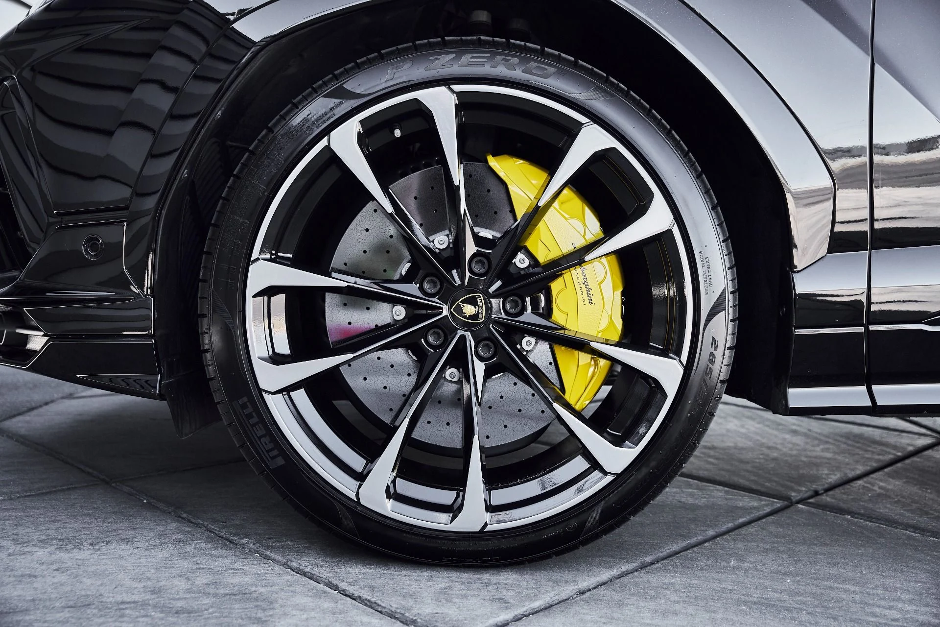 mph002_2037660468_Used_2024_Lamborghini_Urus_S_1780082814_780249b1e5