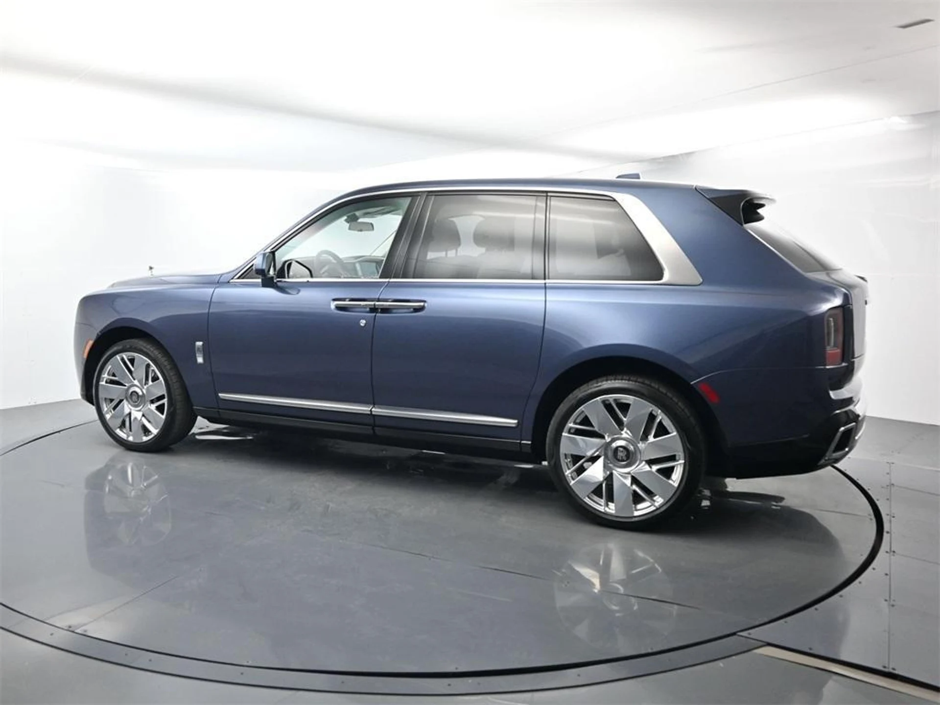 mph002_2039575655_N_Fa6_OQD_5_Hfel4_Vdt5_Jg_Rf_Dbb_XKM_40fda53b3d