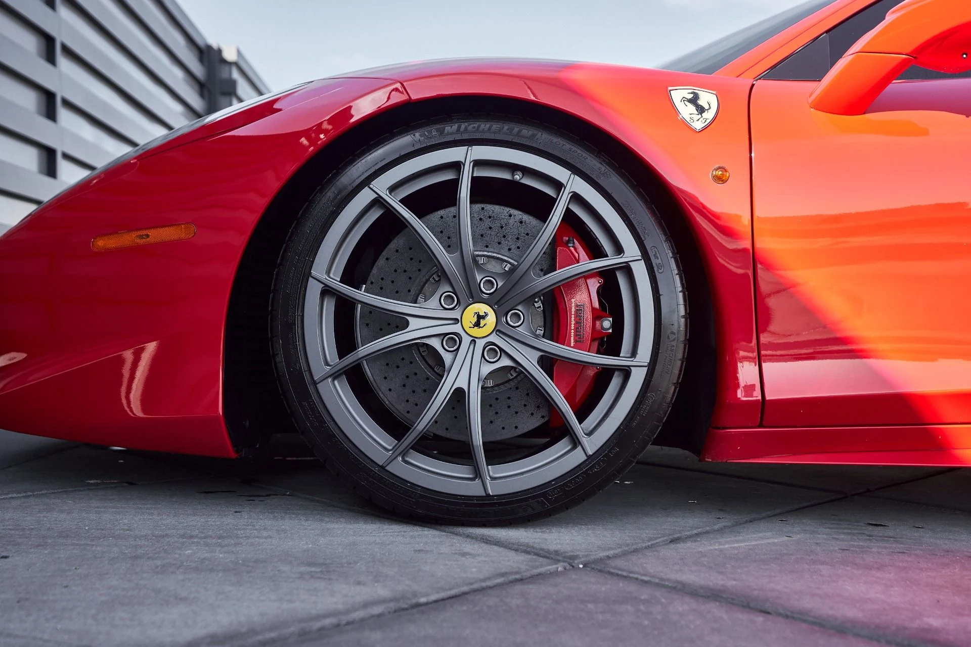 mph002_2043682106_Used_2013_Ferrari_458_Italia_Base_1764783075_9cc4832eab