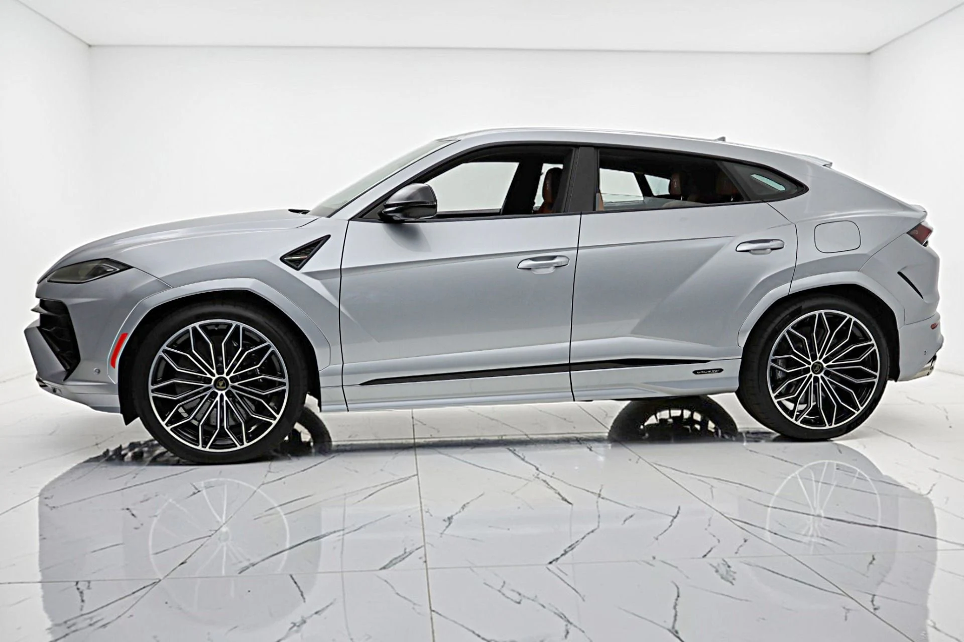 mph002_2045776820_Used_2026_Lamborghini_Urus_SELEASE_OPTIONS_AVAILABLE_b5383a7519
