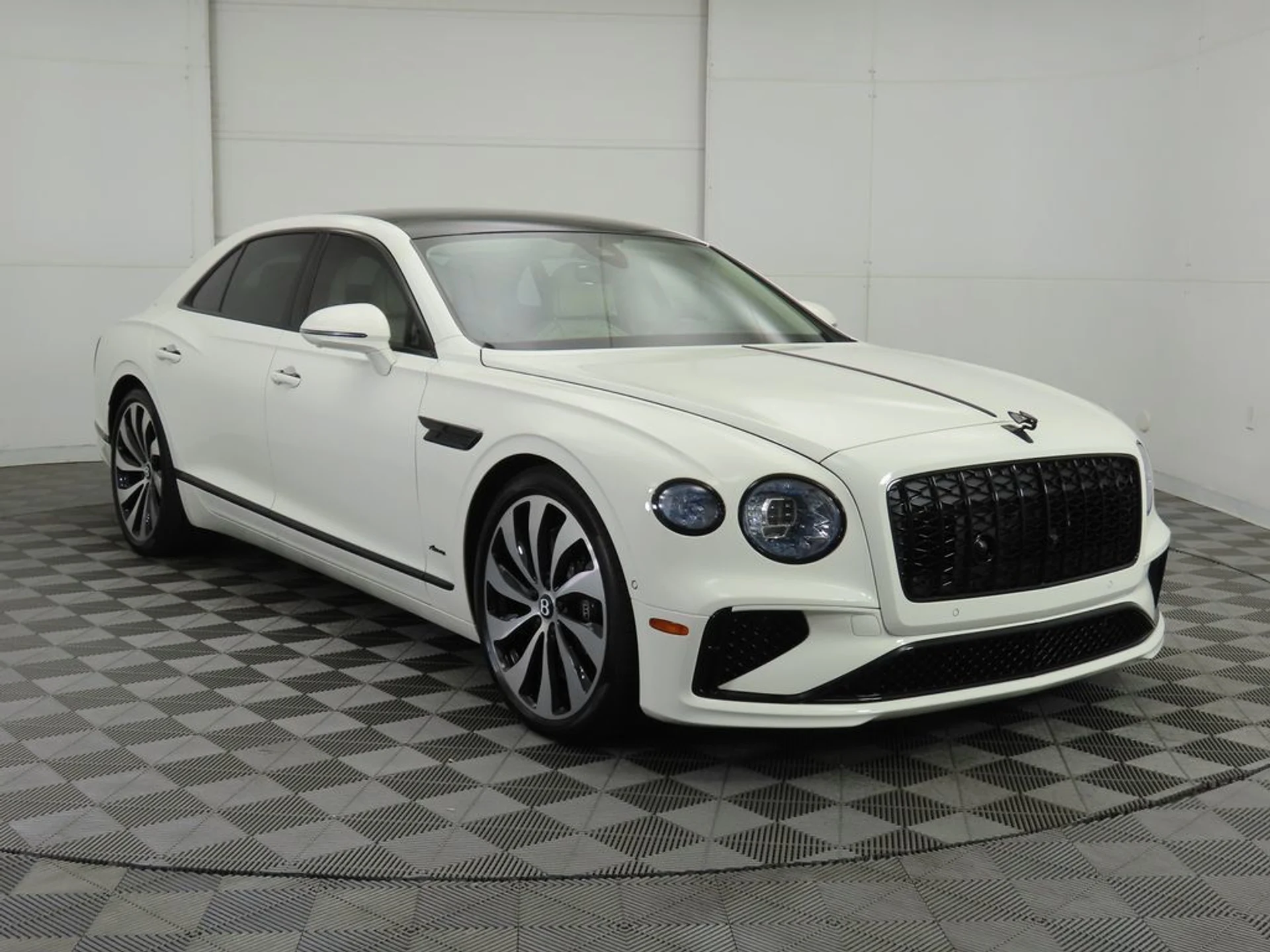 mph002_2045887097_new_2026_bentley_flying_spur_azure_8119_22909989_3_1024_68b7cdacb2