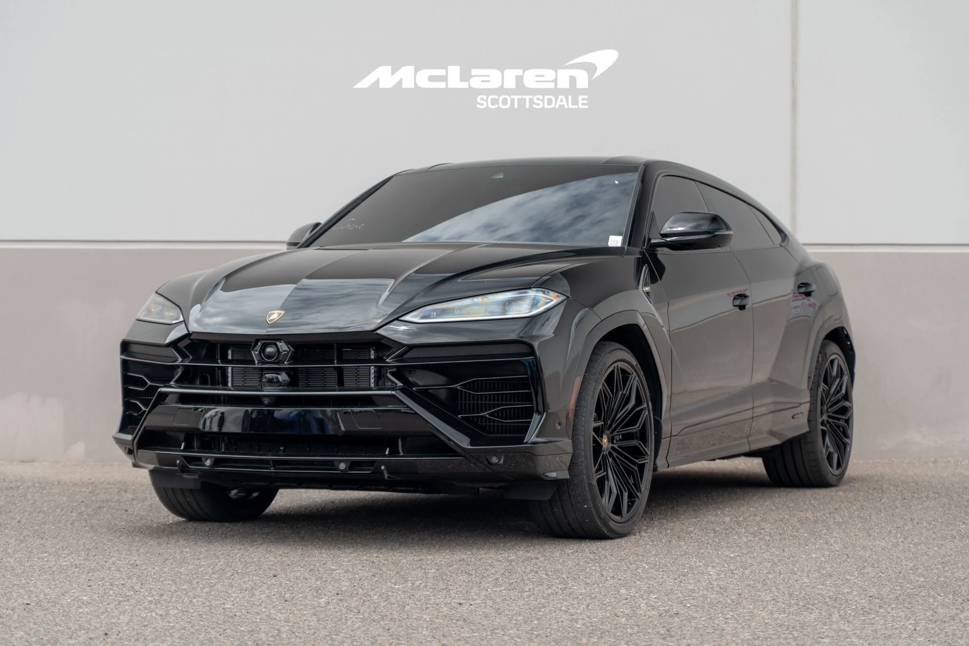 mph002_2051728001_Used_2025_LAMBORGHINI_URUS_SE_1786123267_32bb20a22a