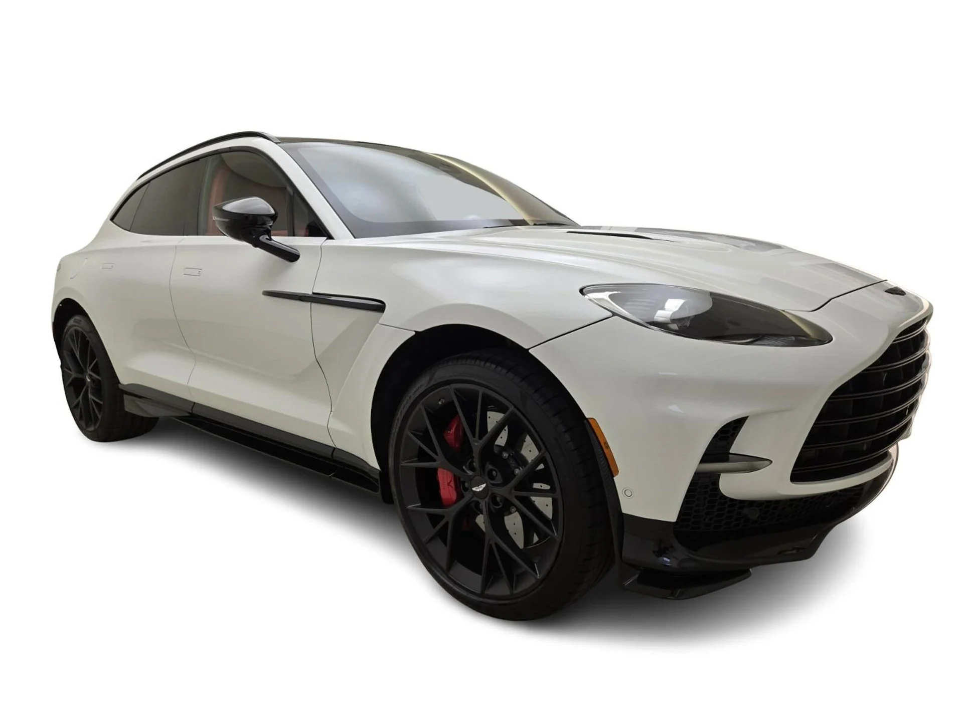 mph002_2059116560_New_2025_Aston_Martin_DBX_707_1756187086_9922b1a068