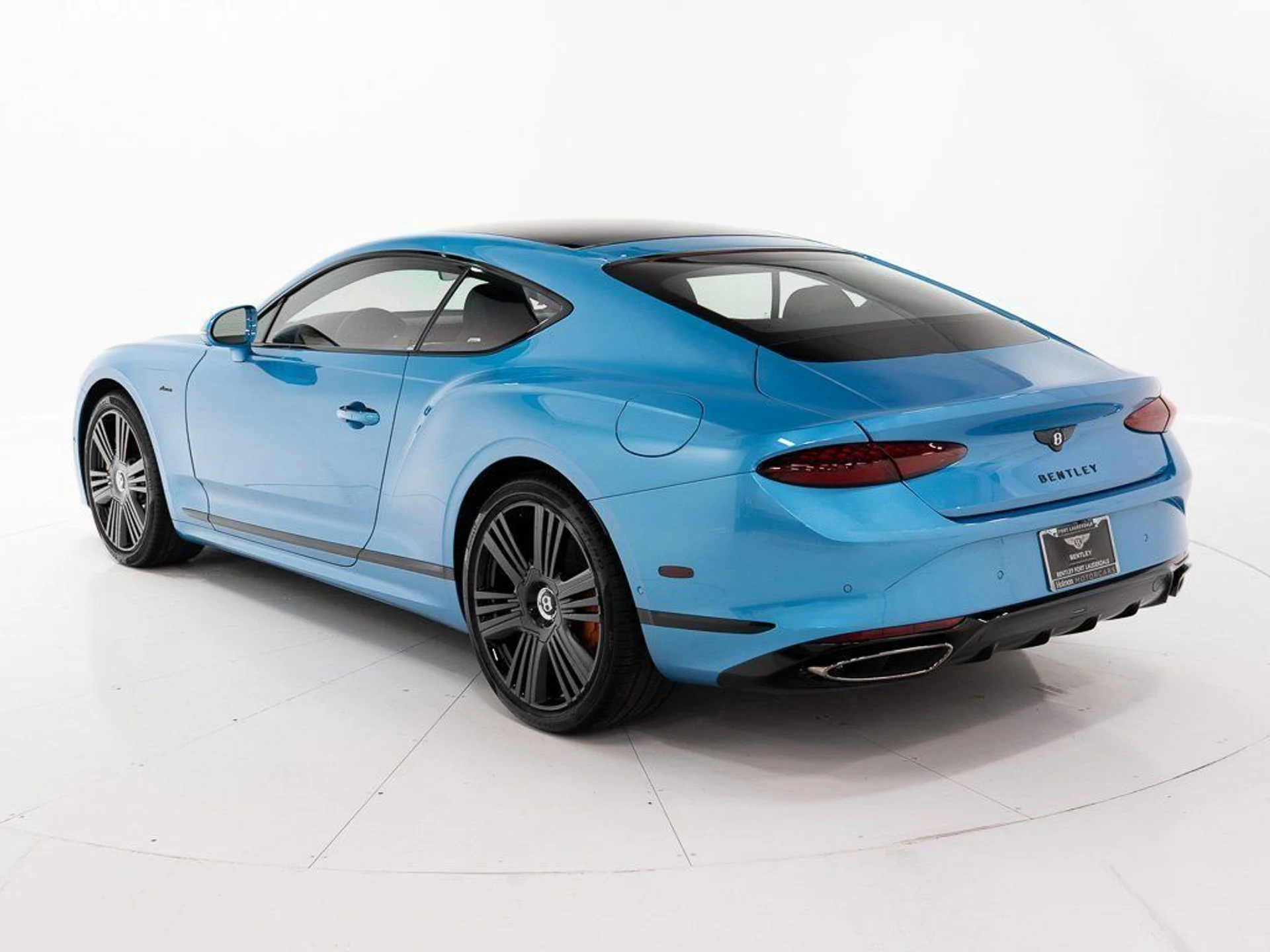 mph002_2070229969_fe393c6c1b32a3179c23029d44ec7068_958c932c7a