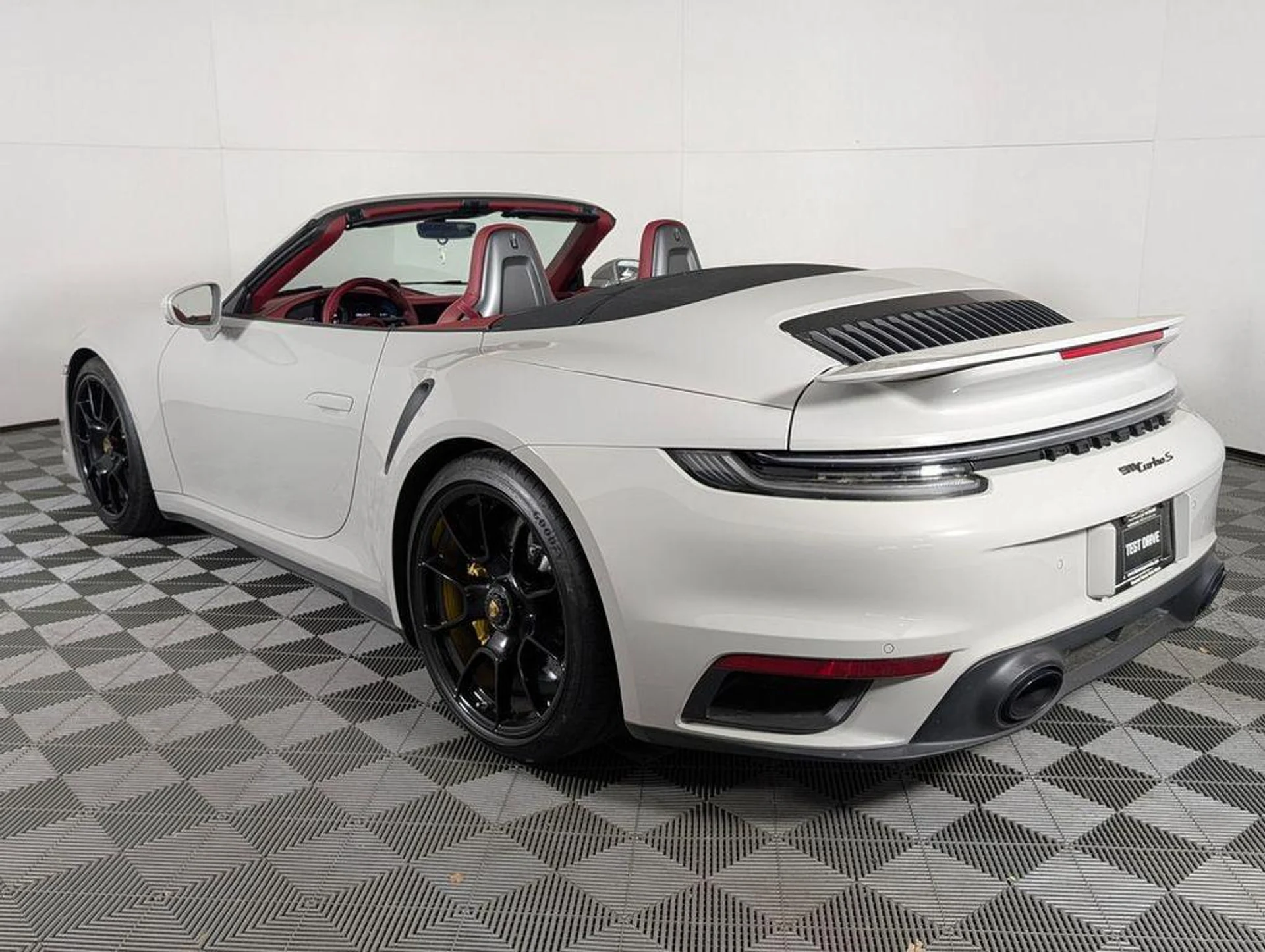 mph002_2070387000_7_P_Om_Rd42_Zch_V0_G0fj_V_Uq8_Wp_LS_A_291c4a606e