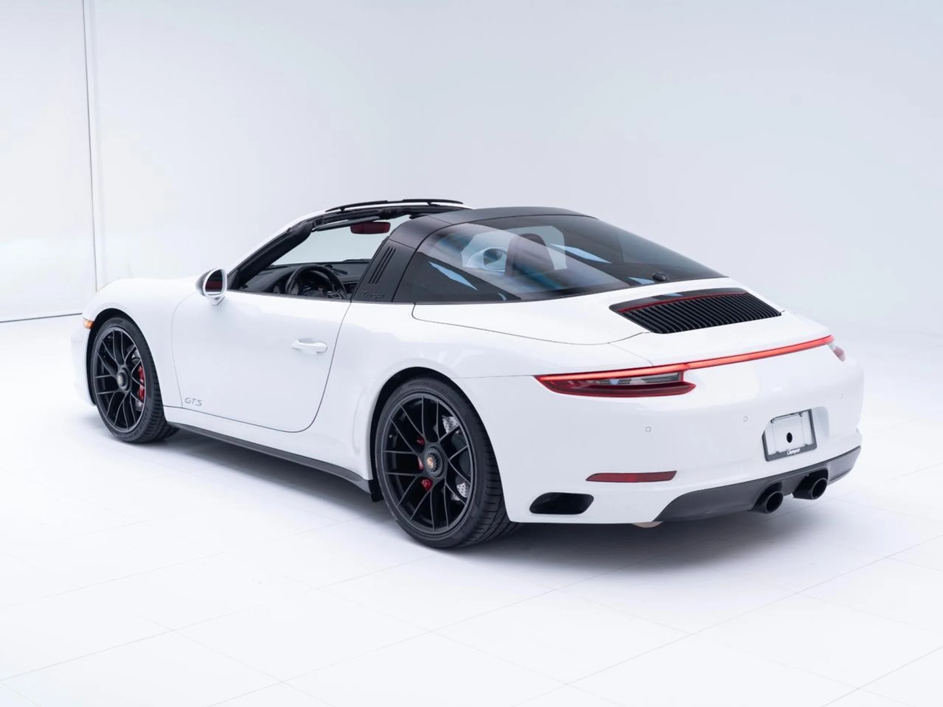 mph002_2077571880_c8518acb211d284649744c2456ec87b1_dc8689648a