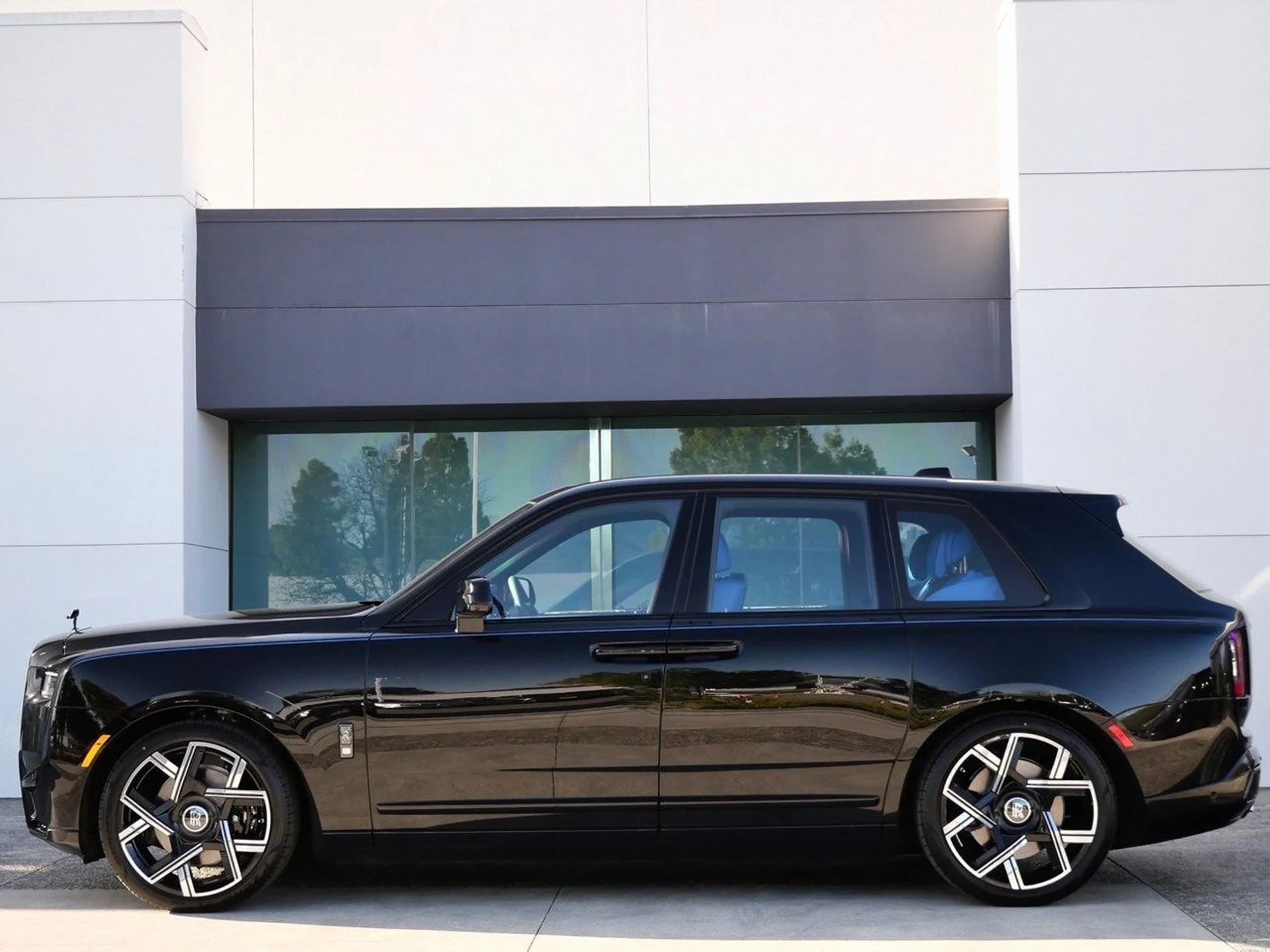 mph002_2080049596_55bfe039549bf9abb9810311e0adcaa1x_30c4cef21b