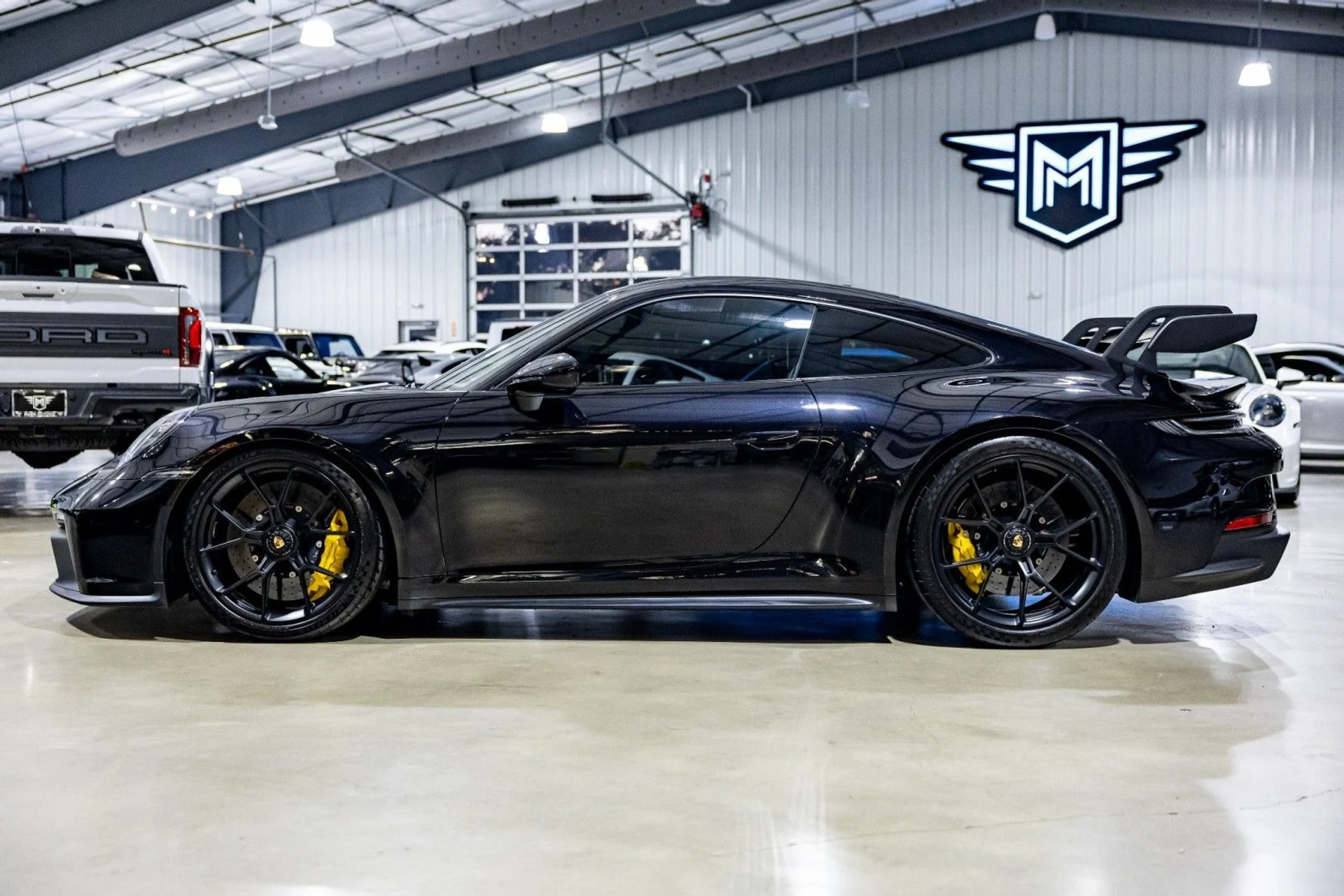 mph002_2084953028_y_Q_65dcf0a391