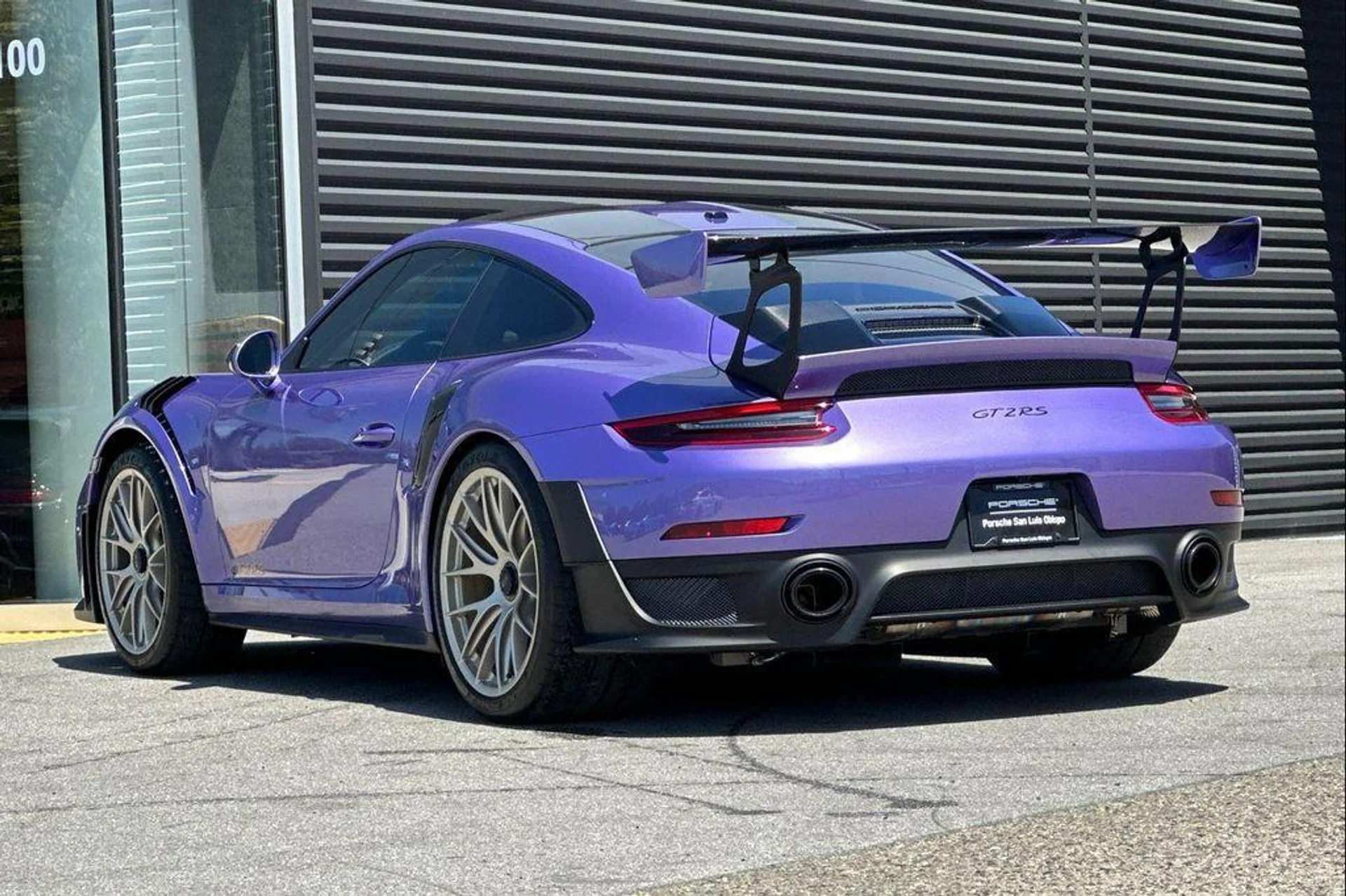 mph002_2090067760_Dc1v_YLY_Vn_DGD_Wkr_AO_6z_Glyh_V0_U_24578b04fe