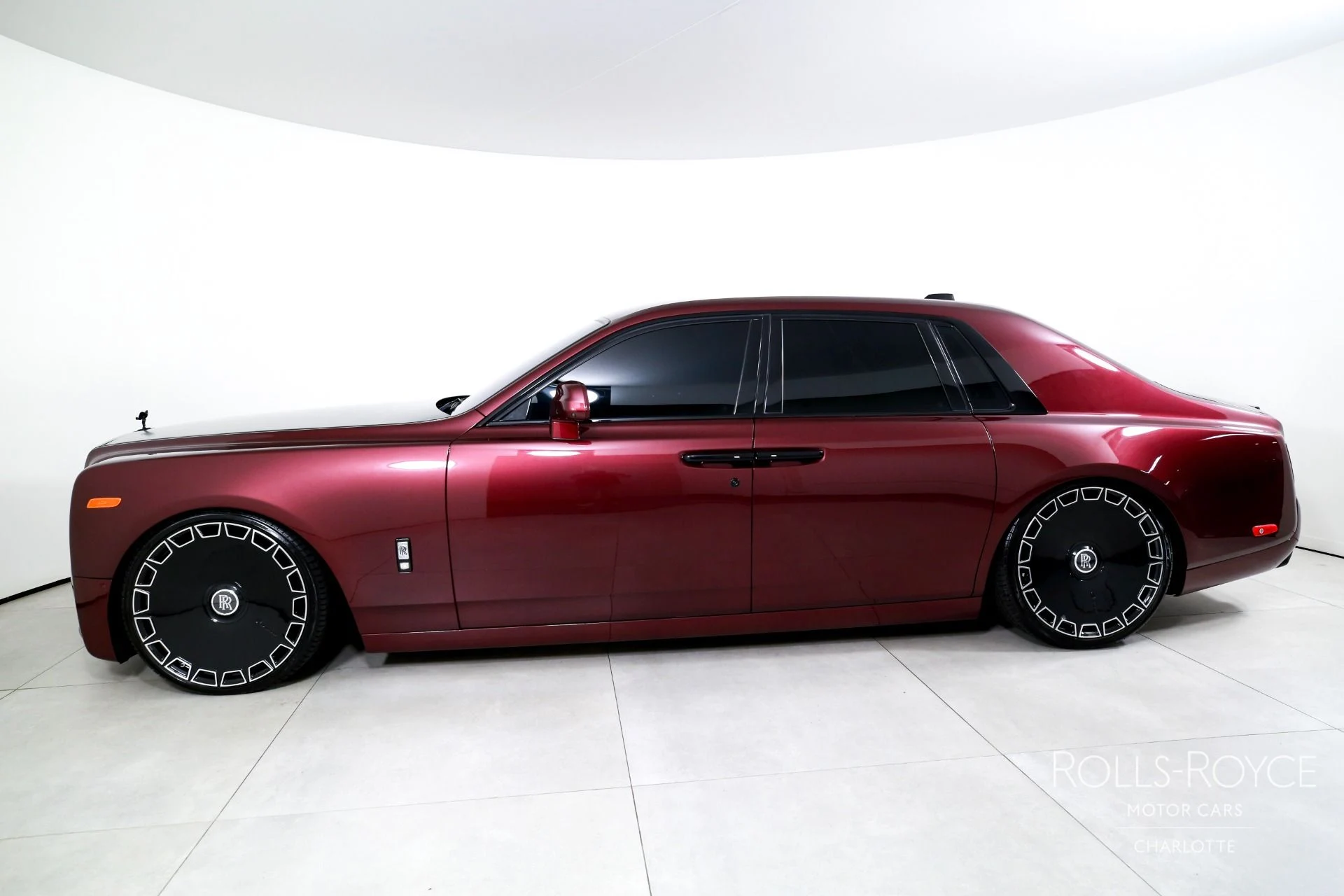 mph002_2095045091_Used_2019_Rolls_Royce_Phantom_1786657076_891fb26d87