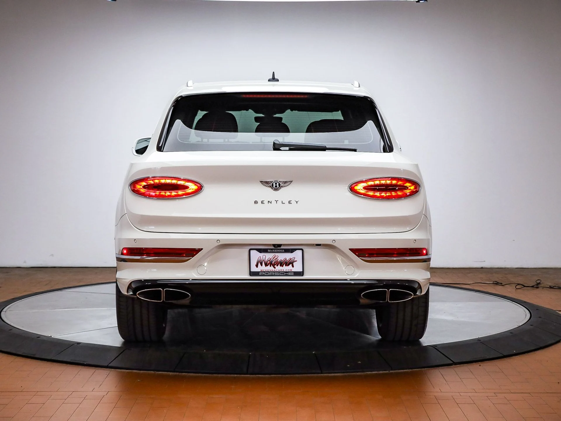 mph002_2104926647_184abc34df364cc7a5ff8a8c88b5a59fx_bd9d992aae