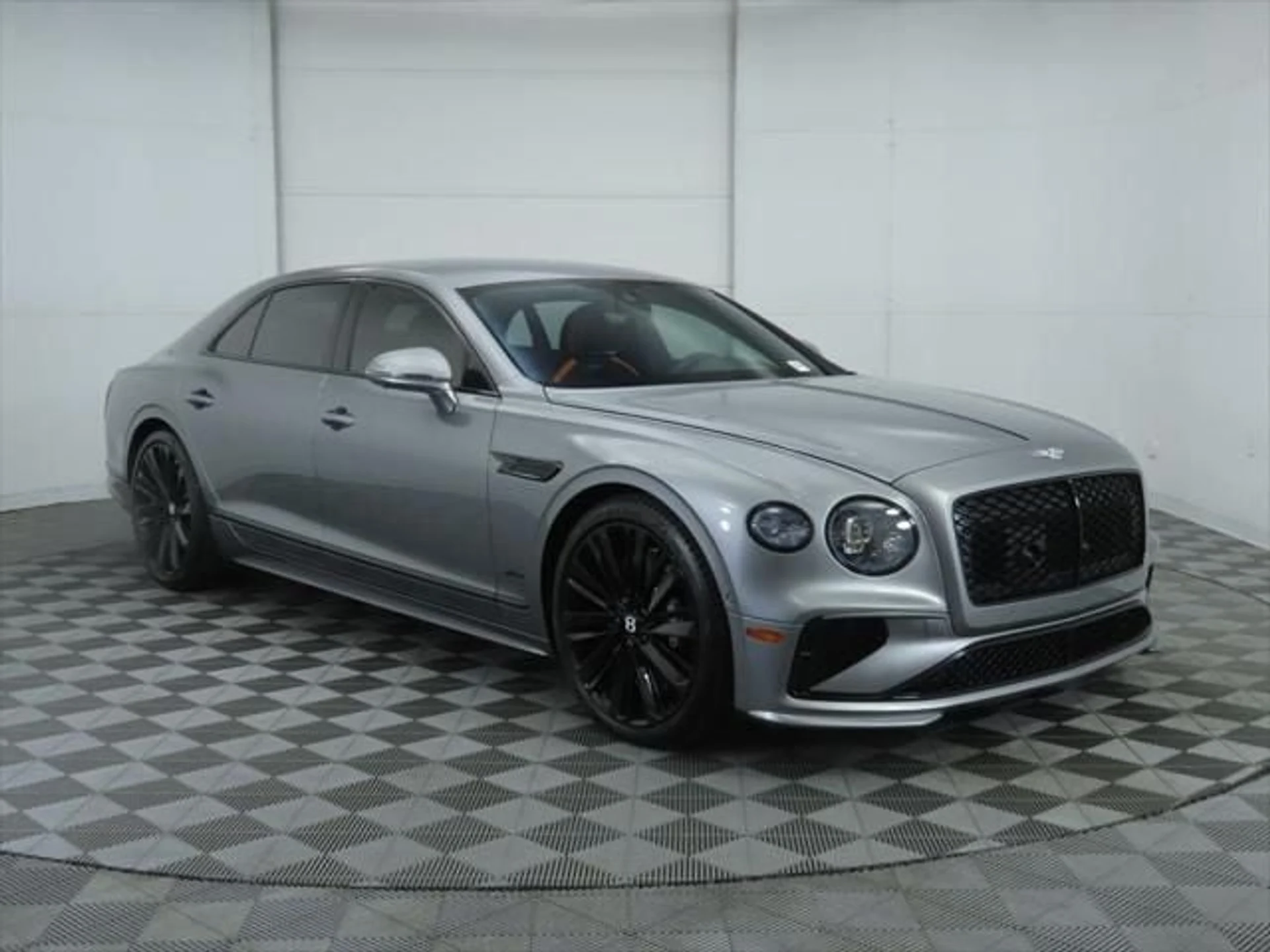 mph002_2107115538_used_2025_bentley_flying_spur_speedsedan_8119_23018472_3_640_614c91d206