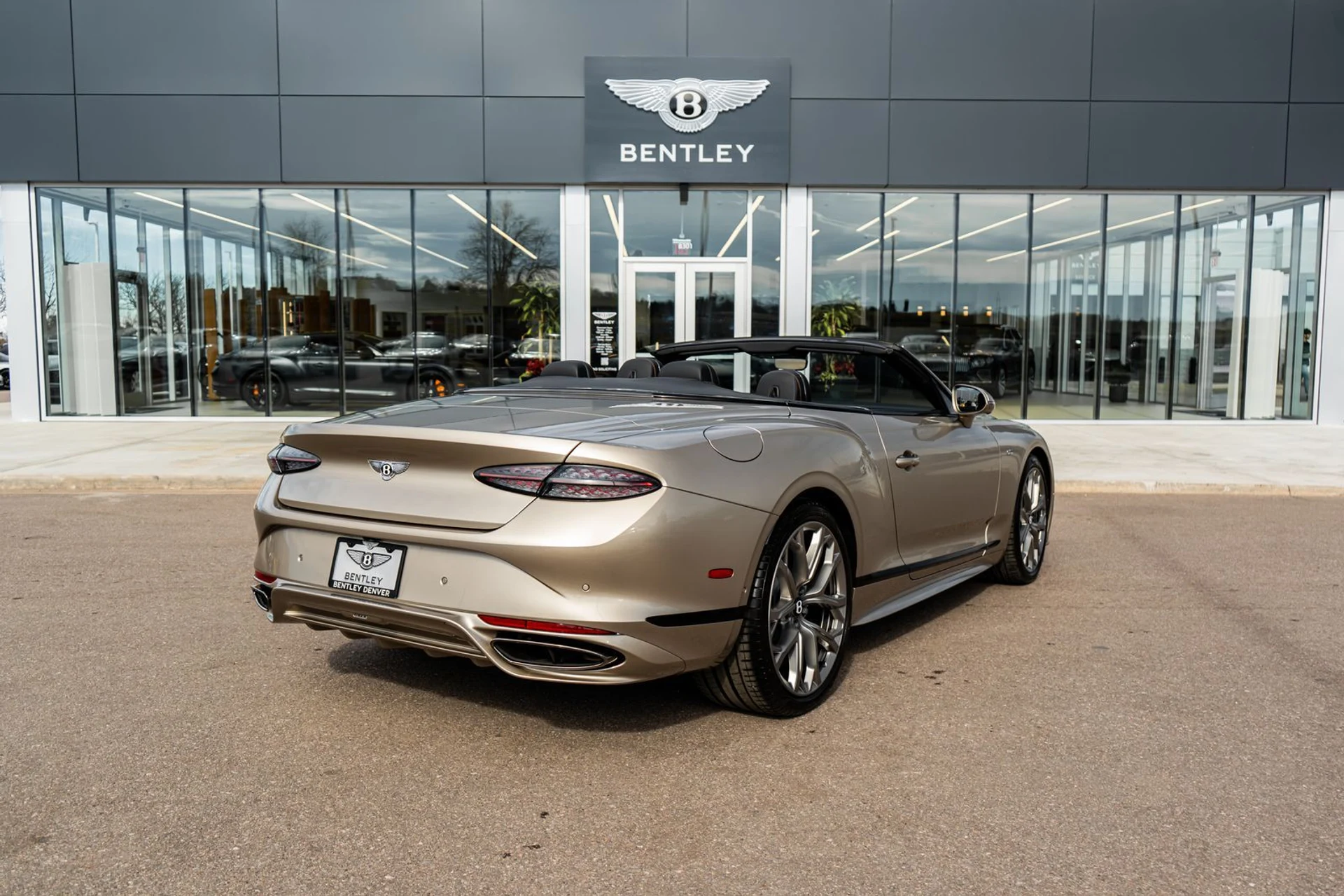 mph002_2121819621_6a2523c5_c6bb_49d4_9853_e712b88d3ab2_9842b98a5e