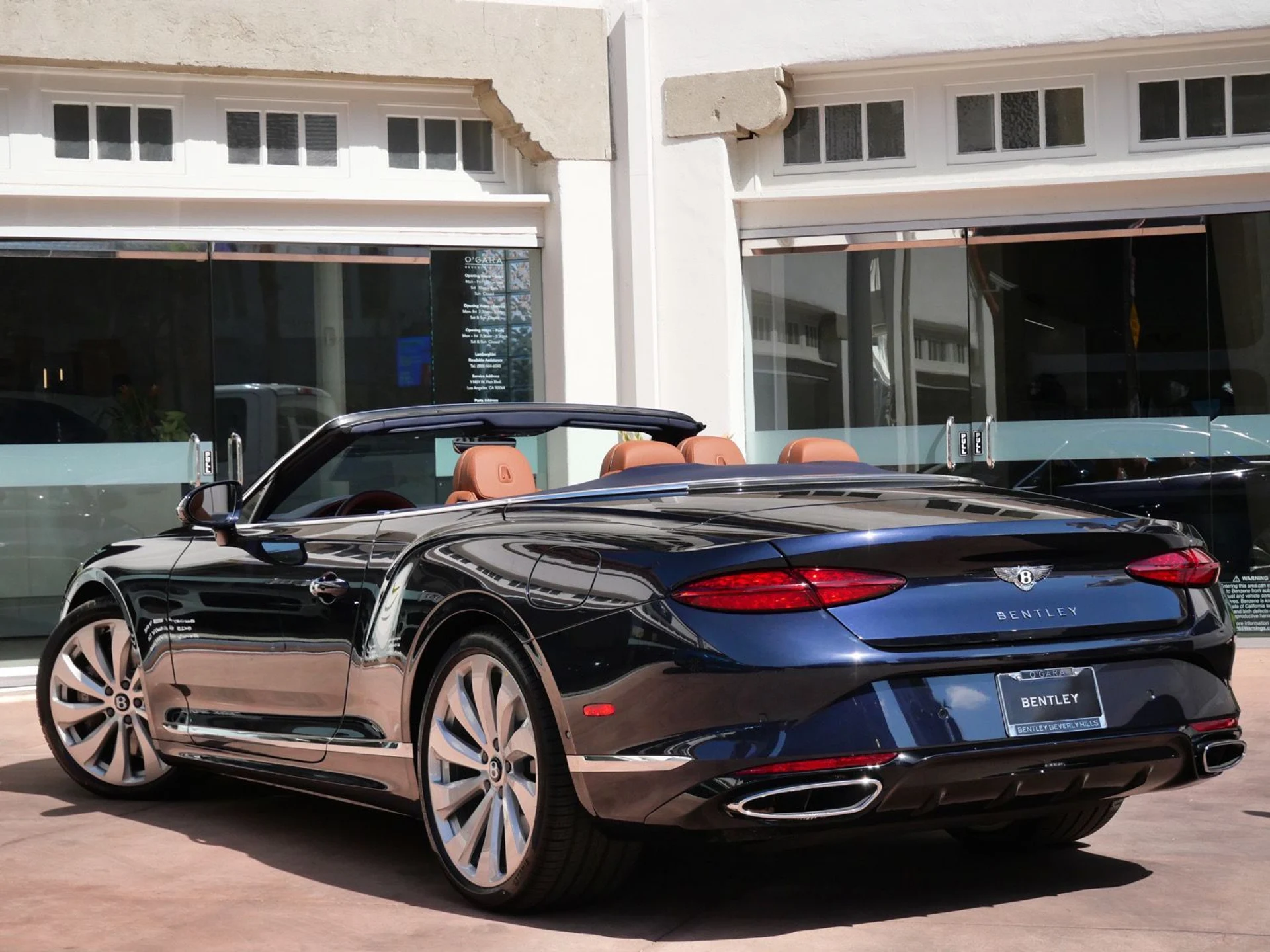 mph002_2122950390_efb5bb10257fb7055a7a1b09a3faf29fx_509a362da0