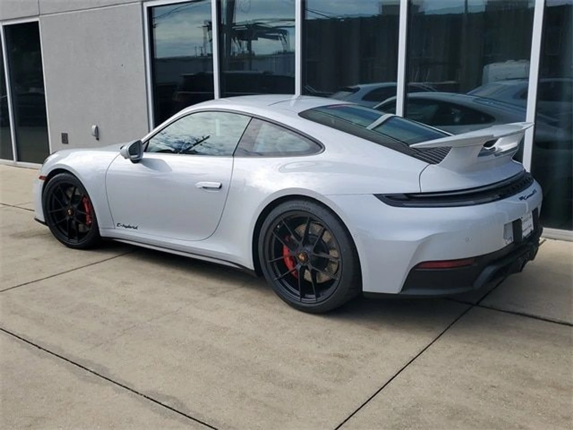 mph002_212340239_68a31edca3daca7133a05aa3e4e44ff6x_58b51f0c52