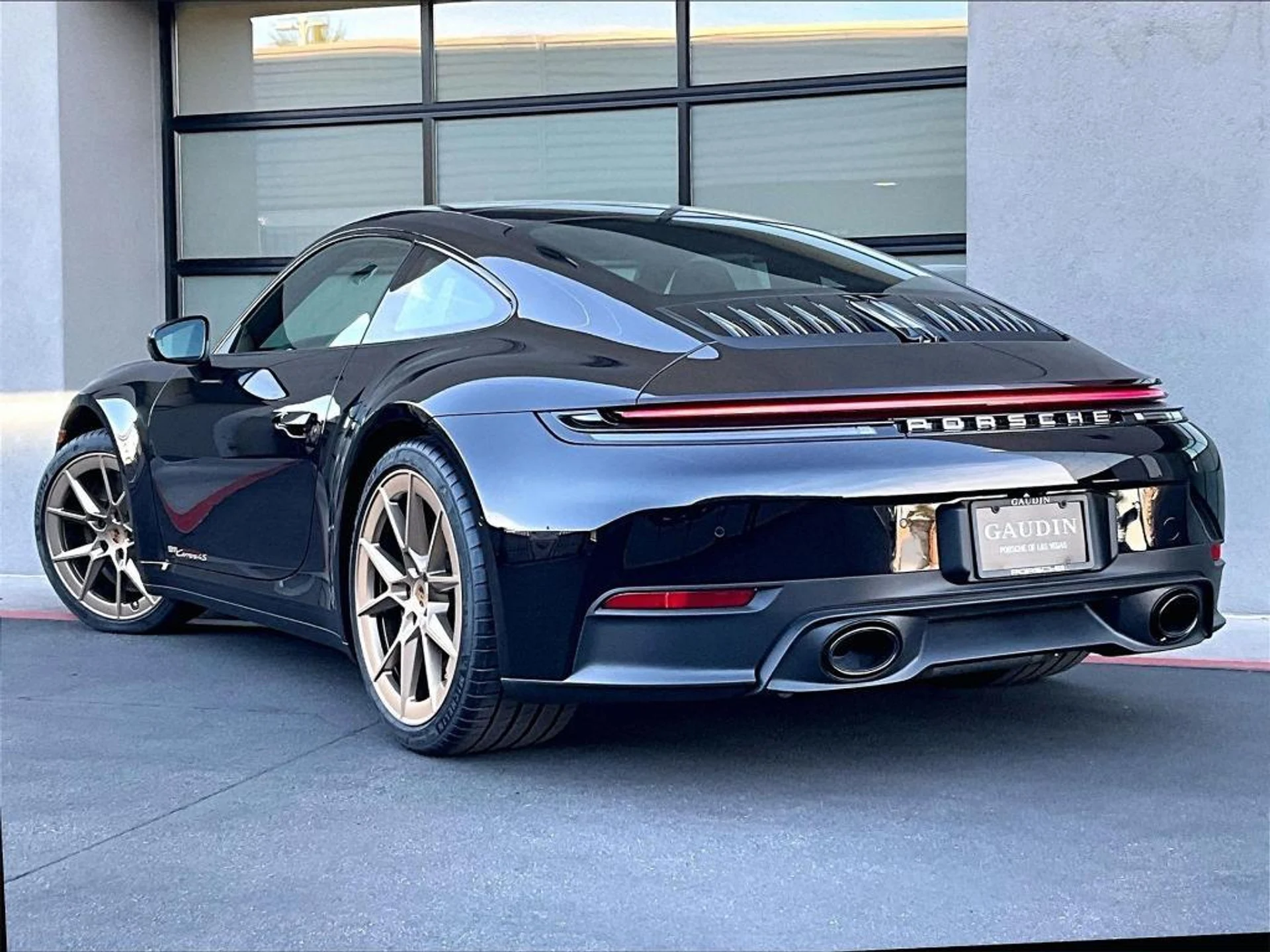 mph002_213690112_Rr089y63n_G1xu_I_Tk_F_l_P6ss26mw_9666825a9b