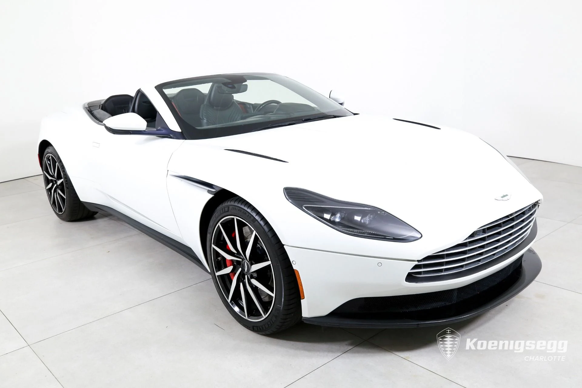 mph002_2144294561_Used_2020_Aston_Martin_DB_11_Volante_1782494523_1efa3e8fb3