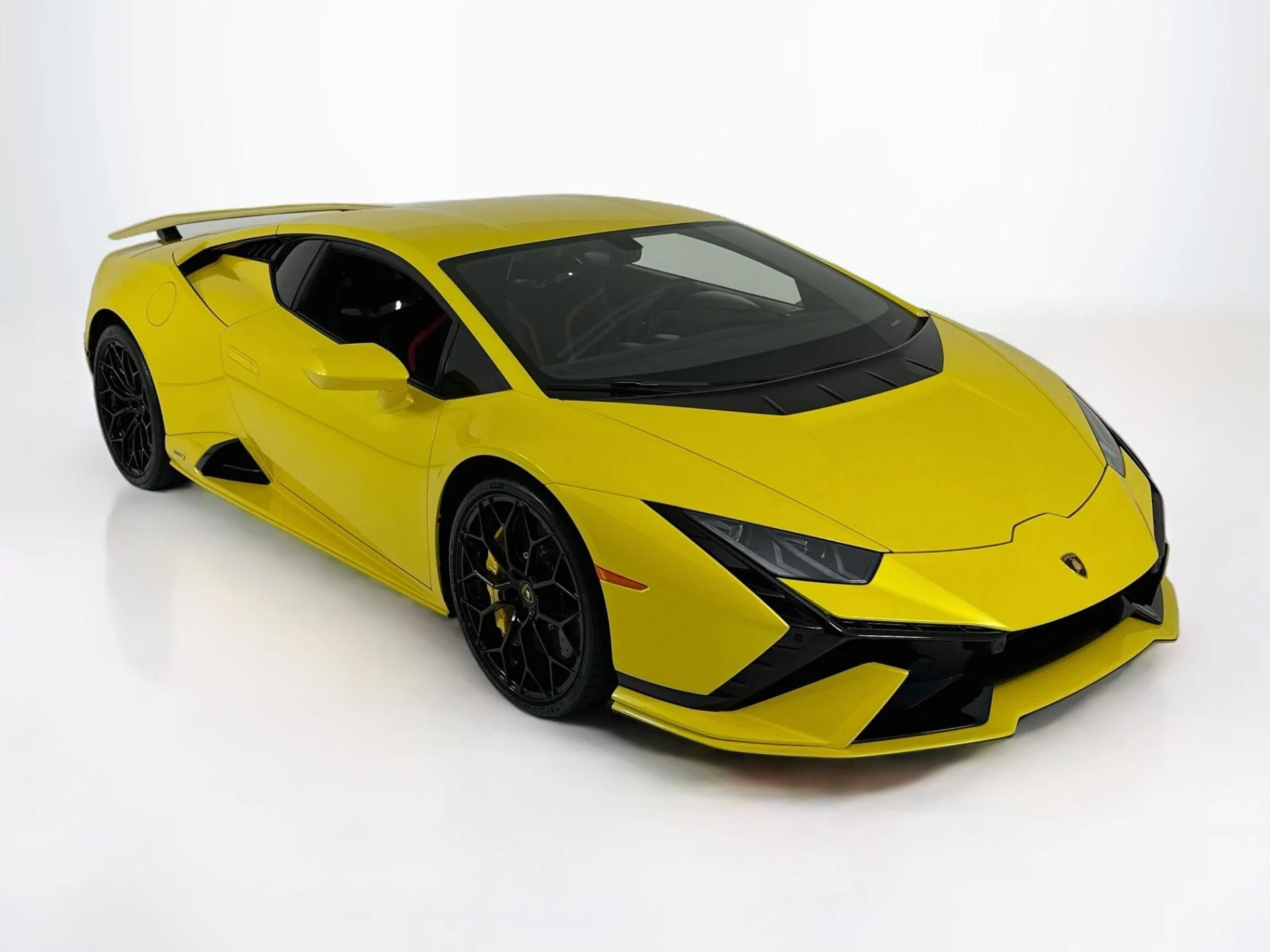 mph002_216098466_Used_2023_Lamborghini_Huracan_Tecnica_1793401500_8b5f3953ee