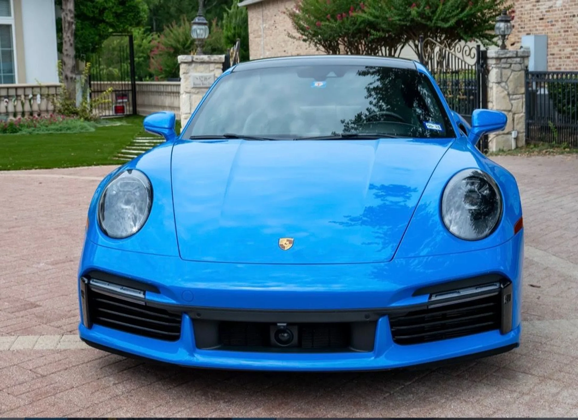 mph002_2163892826_Used_2022_Porsche_911_Turbo_S_1756321872_91d6ec98c8