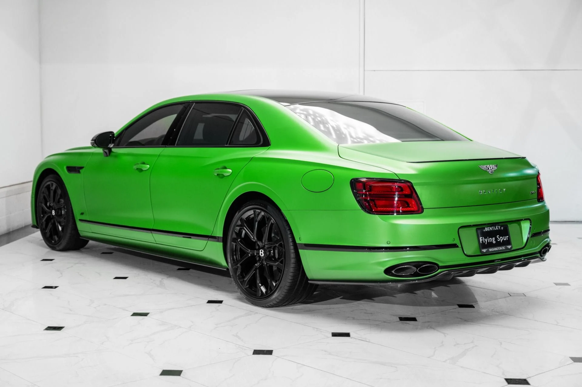 mph002_2169957947_Used_2024_Bentley_Flying_Spur_S_Hybrid_1749914202_a057e9fb12