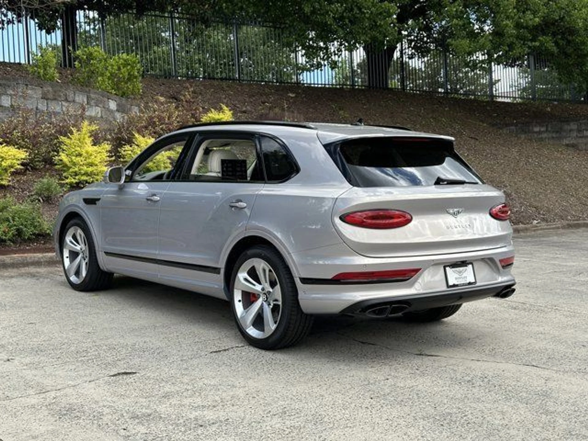 mph002_2172066008_be6a8a9e95ef4bd2bf5bf83ef013a1a2_cf78a003bd