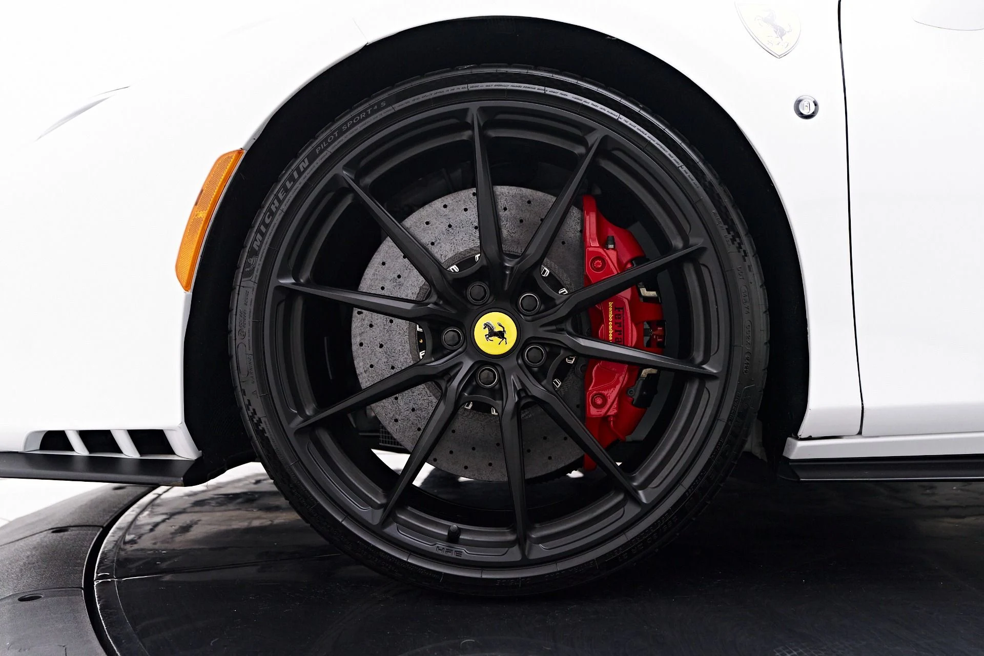 mph002_217538691_Used_2023_Ferrari_F8_Spider_Base_1753926765_4bd6715016
