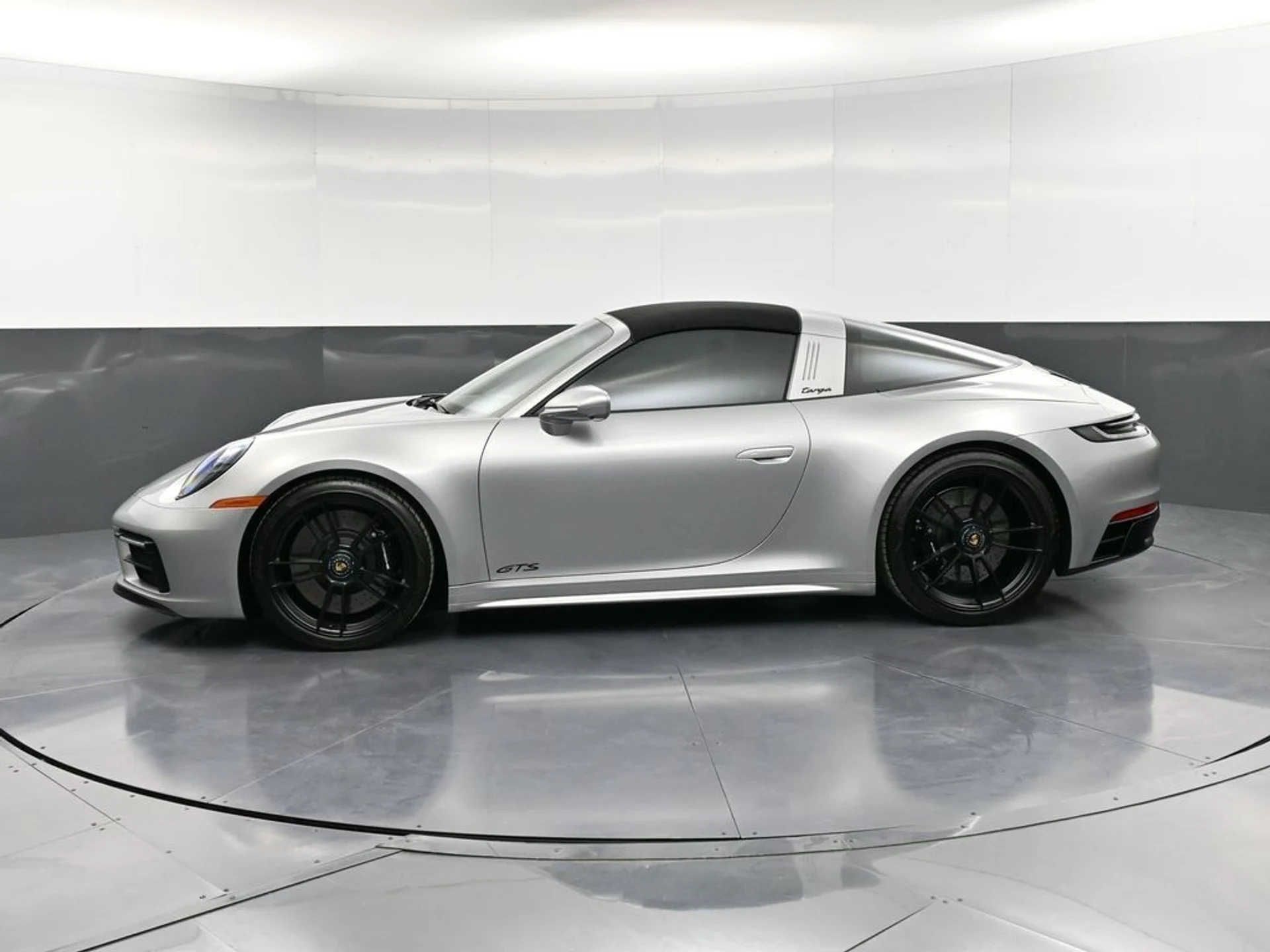 mph002_2176522141_image_2_70ec359da1