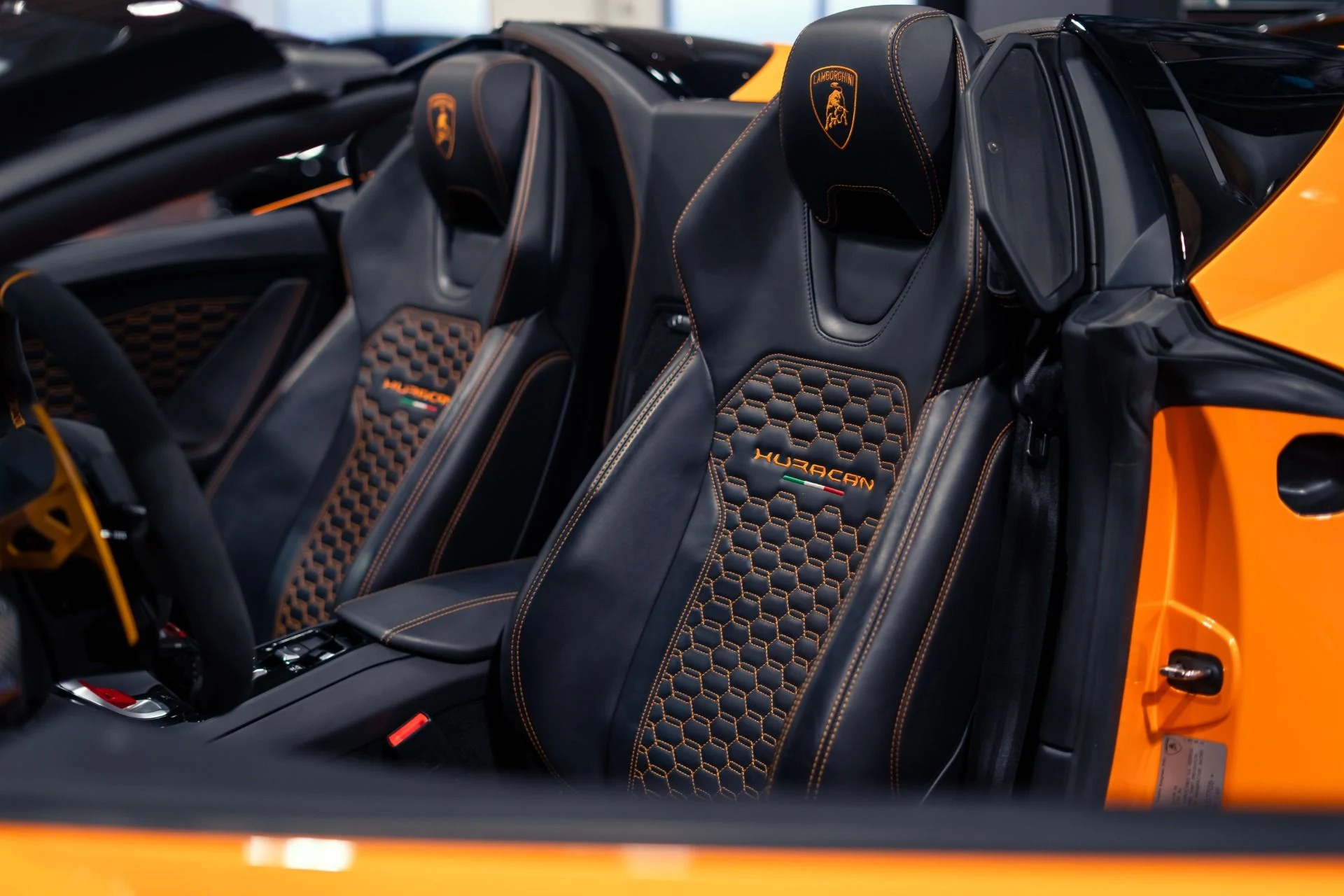 mph002_218213687_Used_2017_Lamborghini_Huracan_LP_610_4_Spyder_1780761018_e5dab97b95