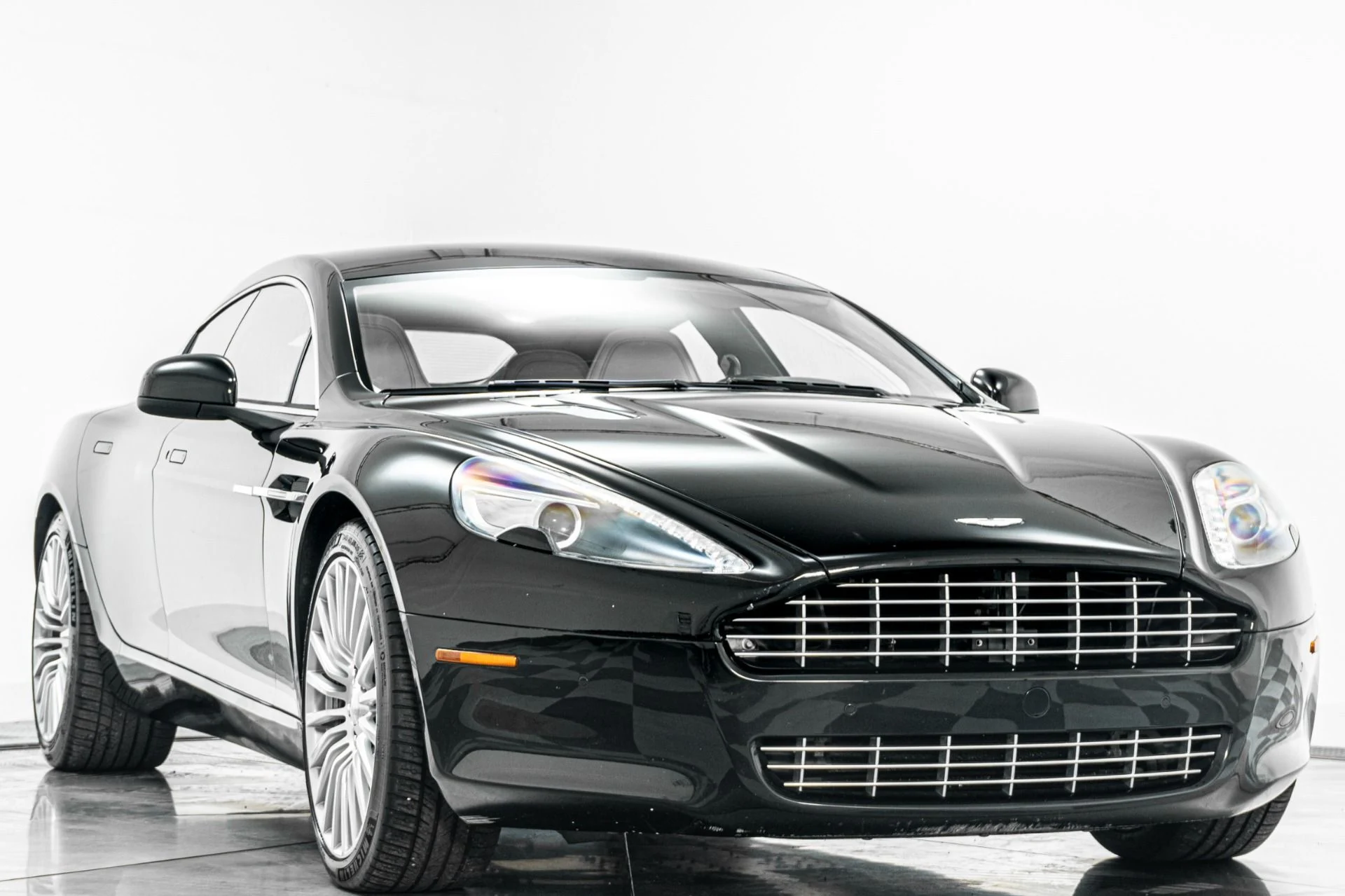 mph002_2187269698_Used_2012_Aston_Martin_Rapide_V12_power_High_Contrast_Color_Combination_1781621426_0d6339ccce