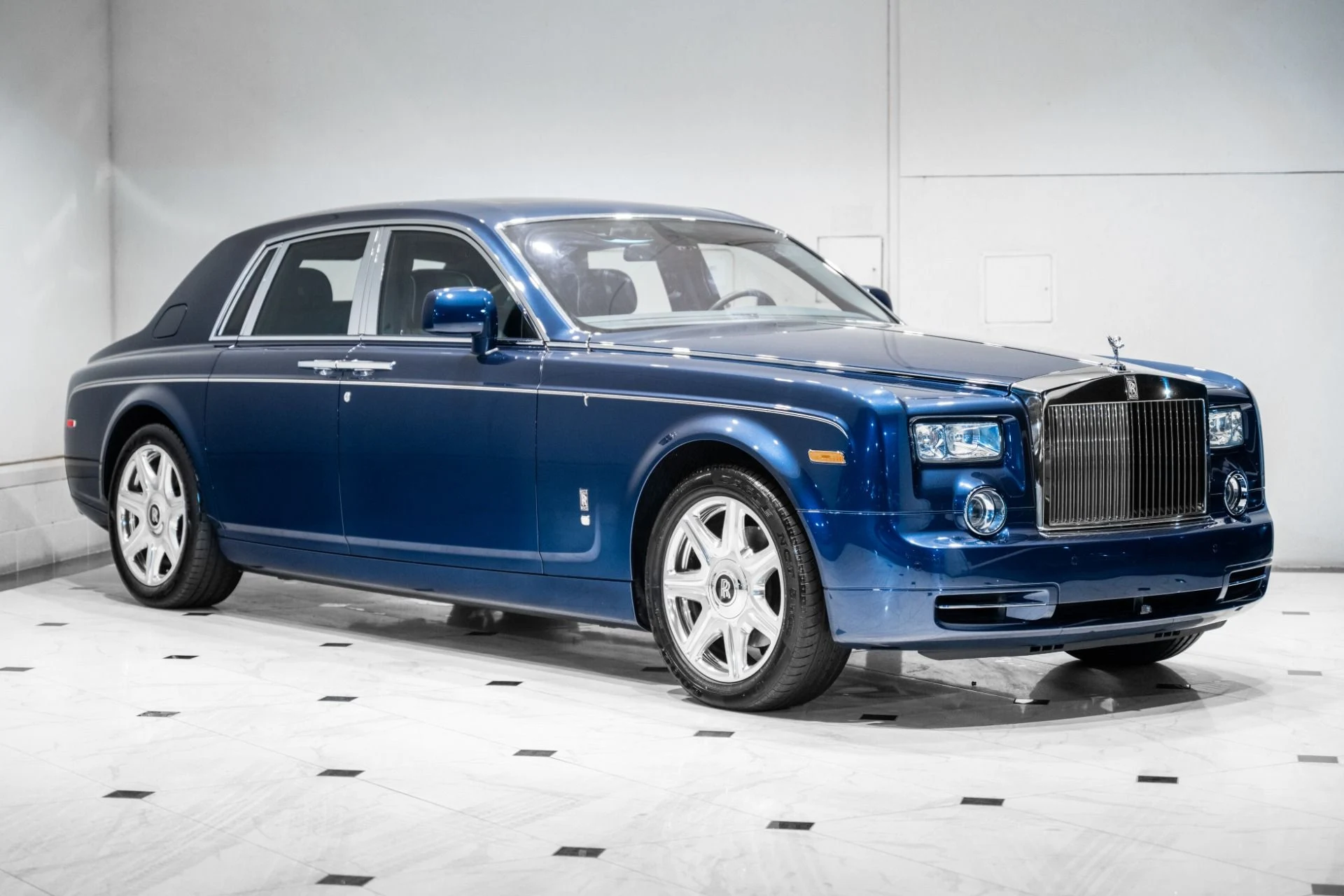 mph002_2196435595_Used_2011_Rolls_Royce_Phantom_1782236449_bfe185d6f5