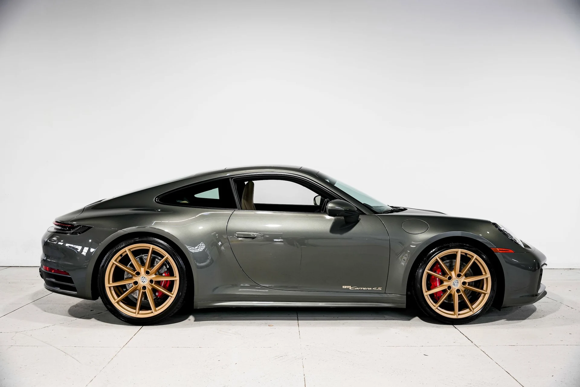 mph002_2198051975_732189519cbd67d98be33869e82c7955x_2c2e3318bb