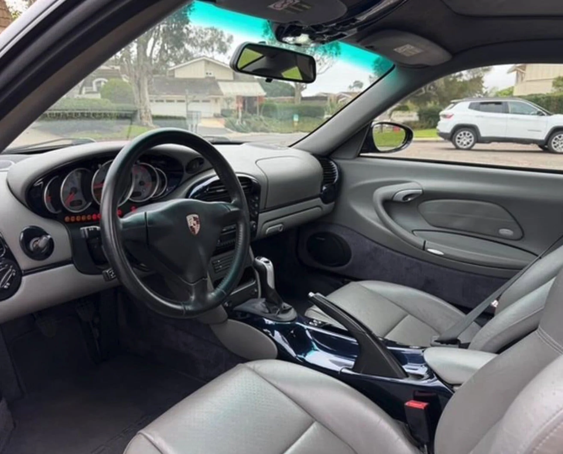 mph002_2203125940_0d6619f9f25953662942d23db718027ex_b887d35585