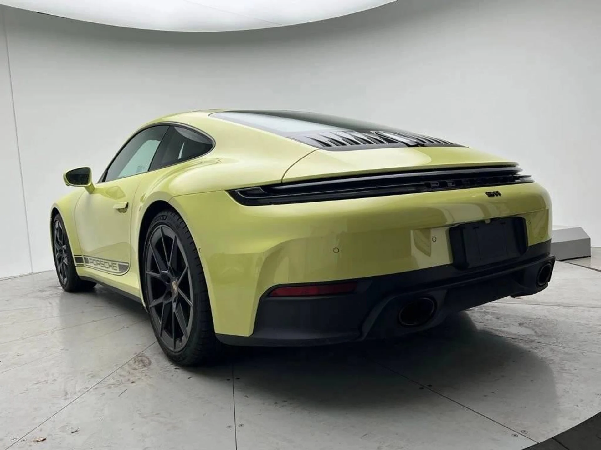 mph002_2207670559_Oaw_El0r2_GZ_7_Atb_Ek_Ld_Ev_OU_Nmqs_U_a58cc61624