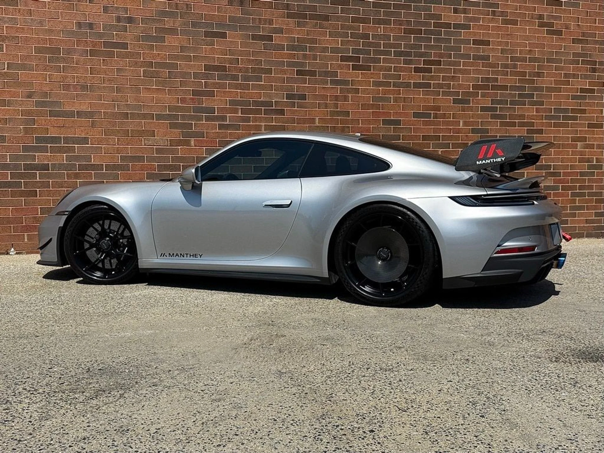 mph002_2209714514_32949476b42caffe206fed3136072f0ax_6b04096827