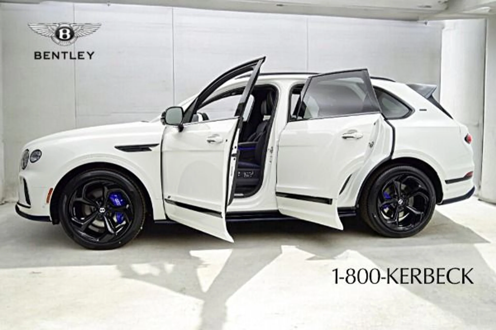 mph002_2210173247_New_2025_Bentley_Bentayga_Black_Edition_V8_b934c62abc