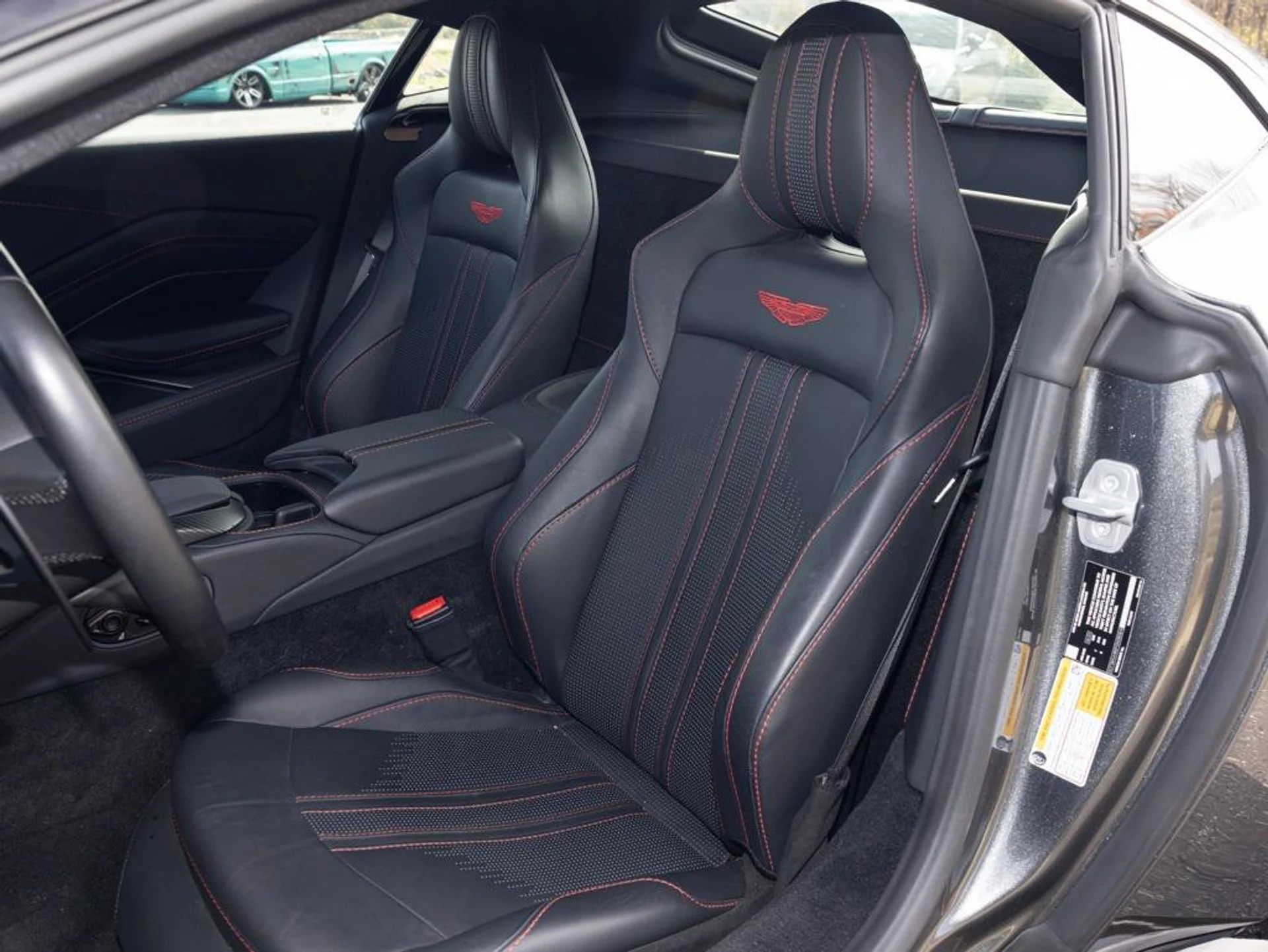 mph002_2212325710_470516215_691df033c20baac2a82c0d83_6ec5937d74