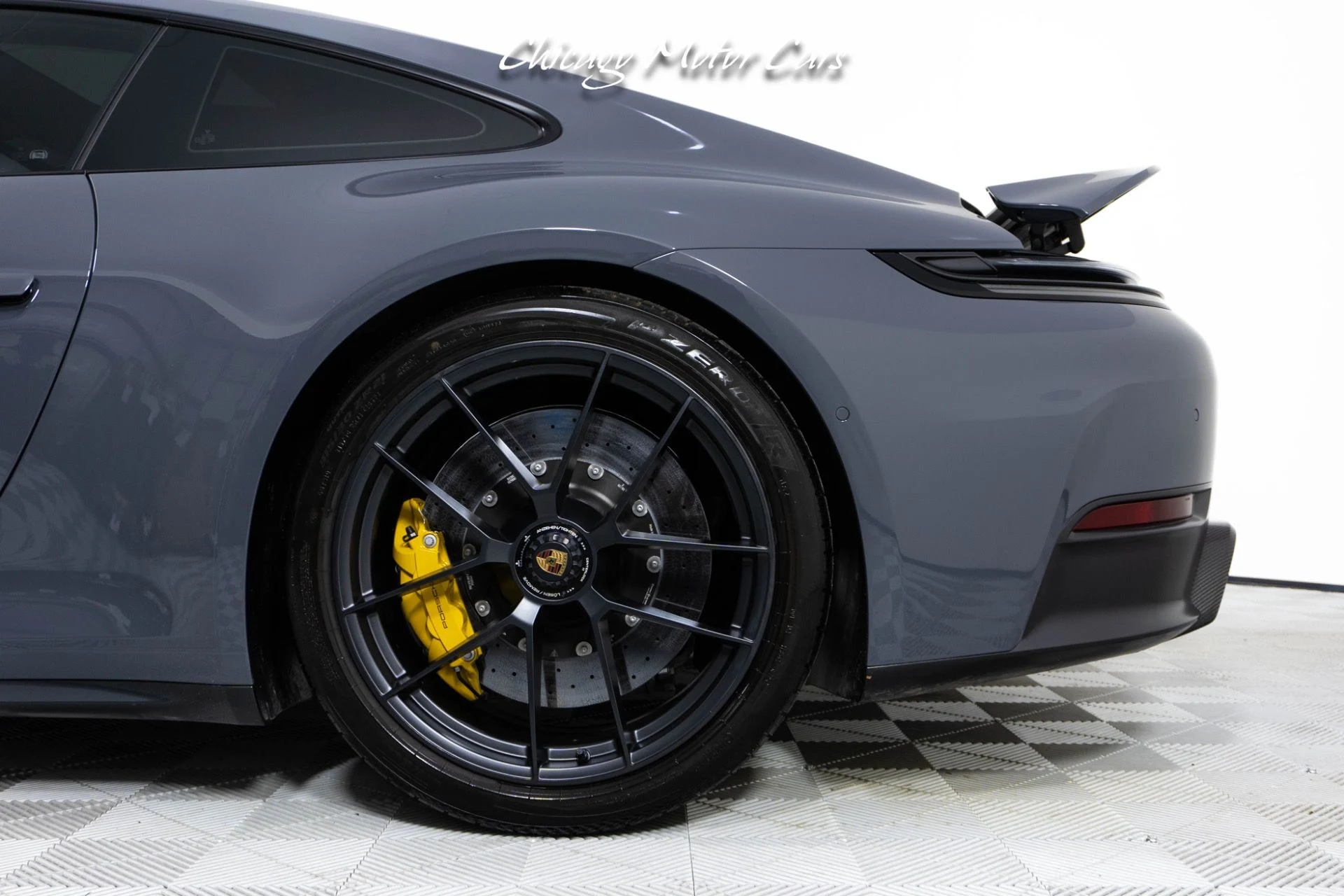 mph002_2216222519_13067_p3_l_a0ab19745e