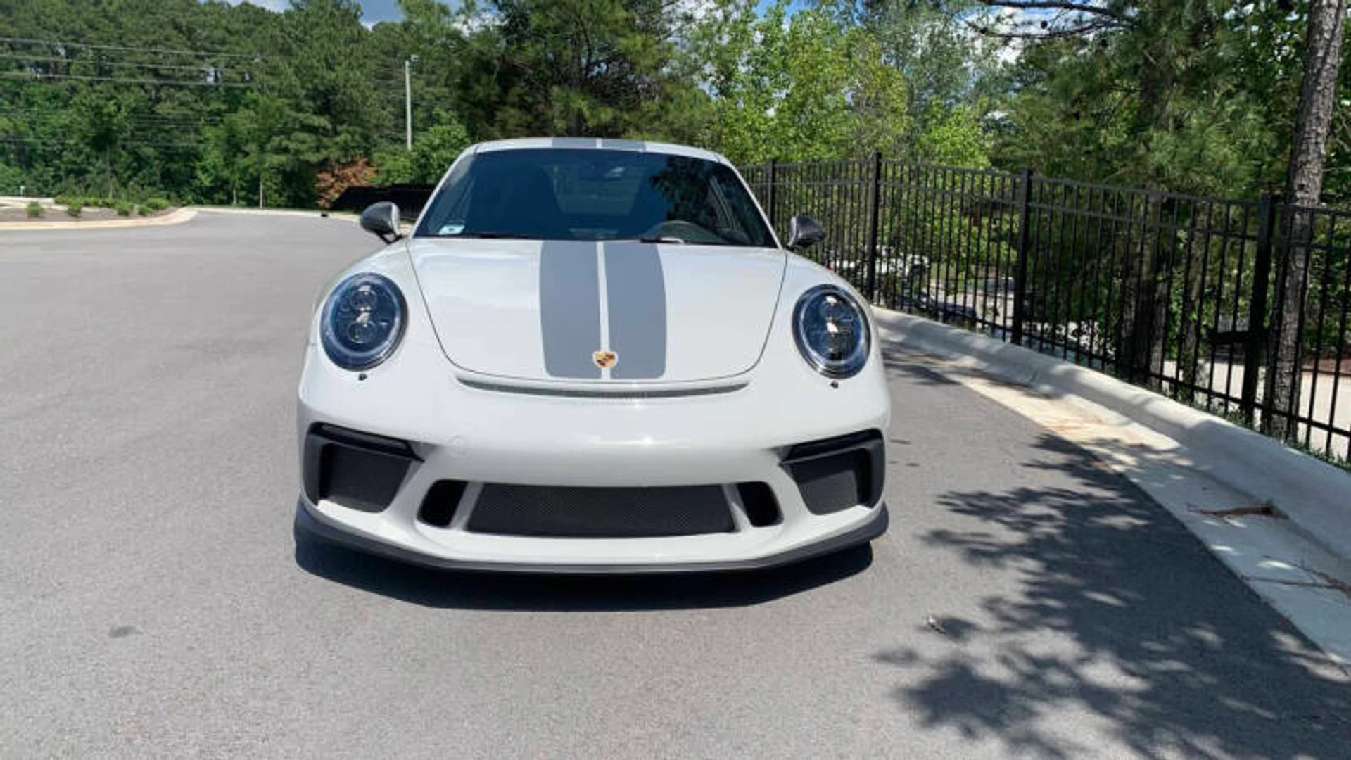 mph002_2223585938_2018_porsche_911_gt3_2dr_coupe_a085f01d71