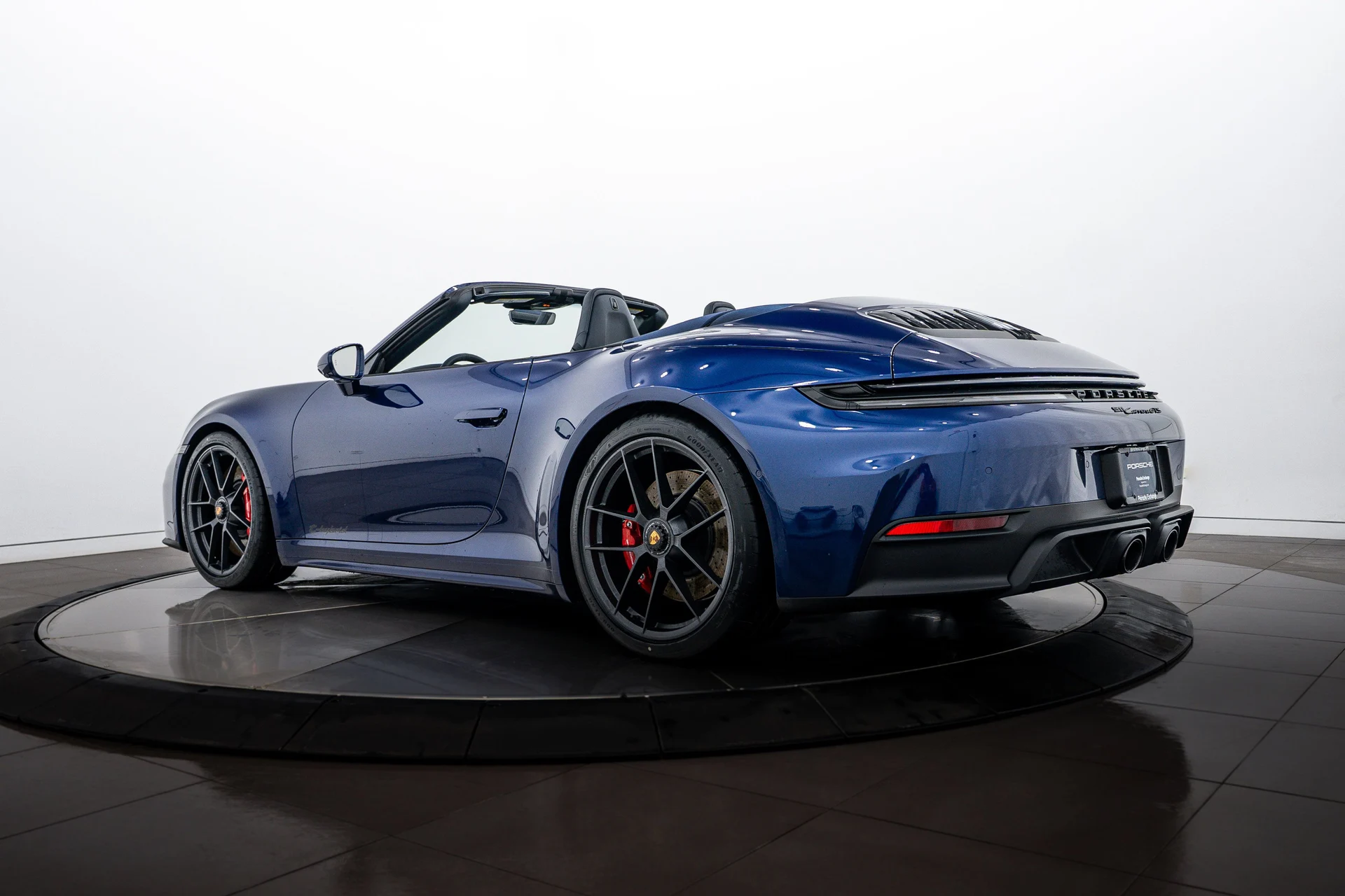 mph002_2224447768_8805698f8210961f371a9060f3f3e233_90855af63b