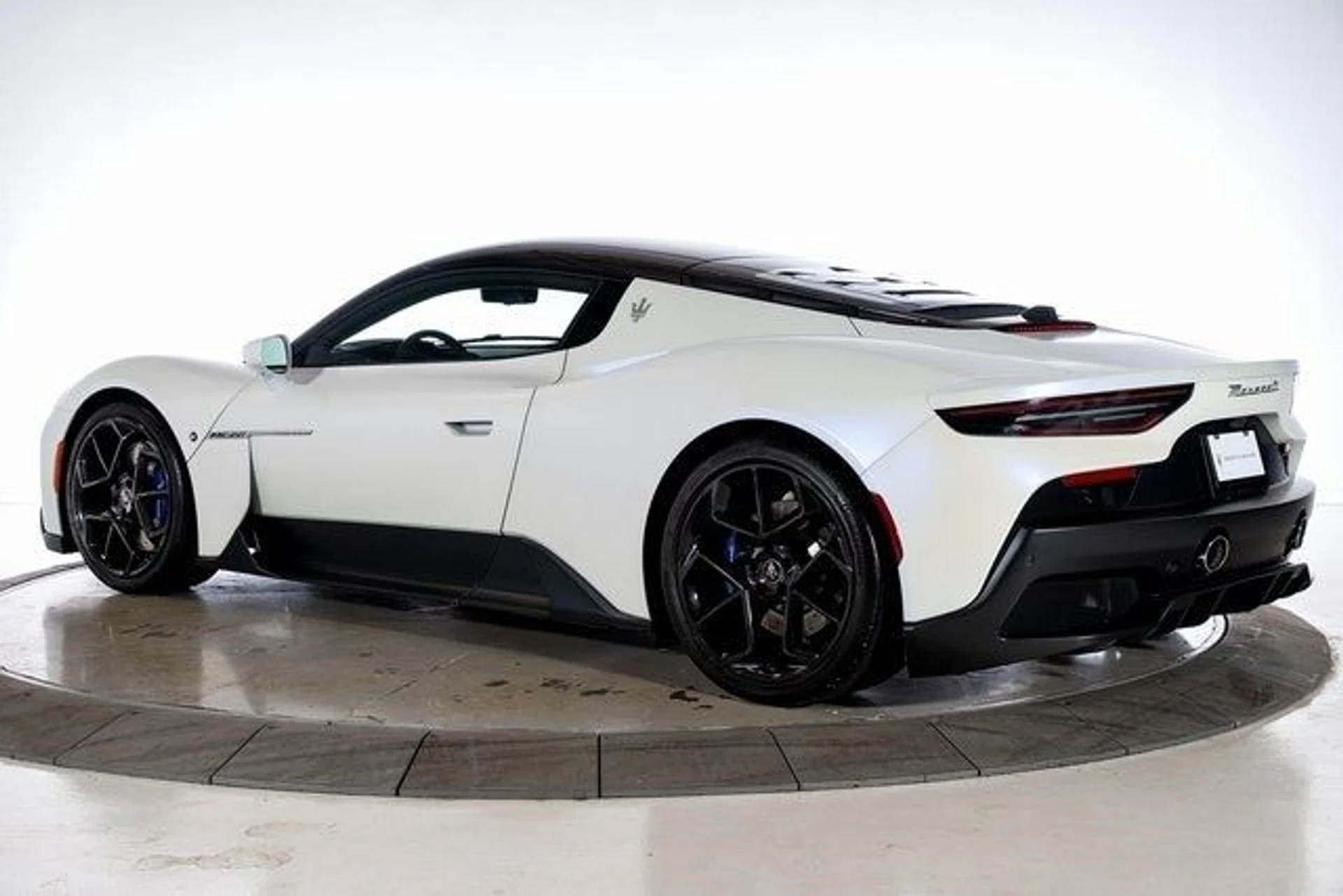 mph002_222941169_2f2e808bbf16246a27015501e2f6c3a2x_5428969612