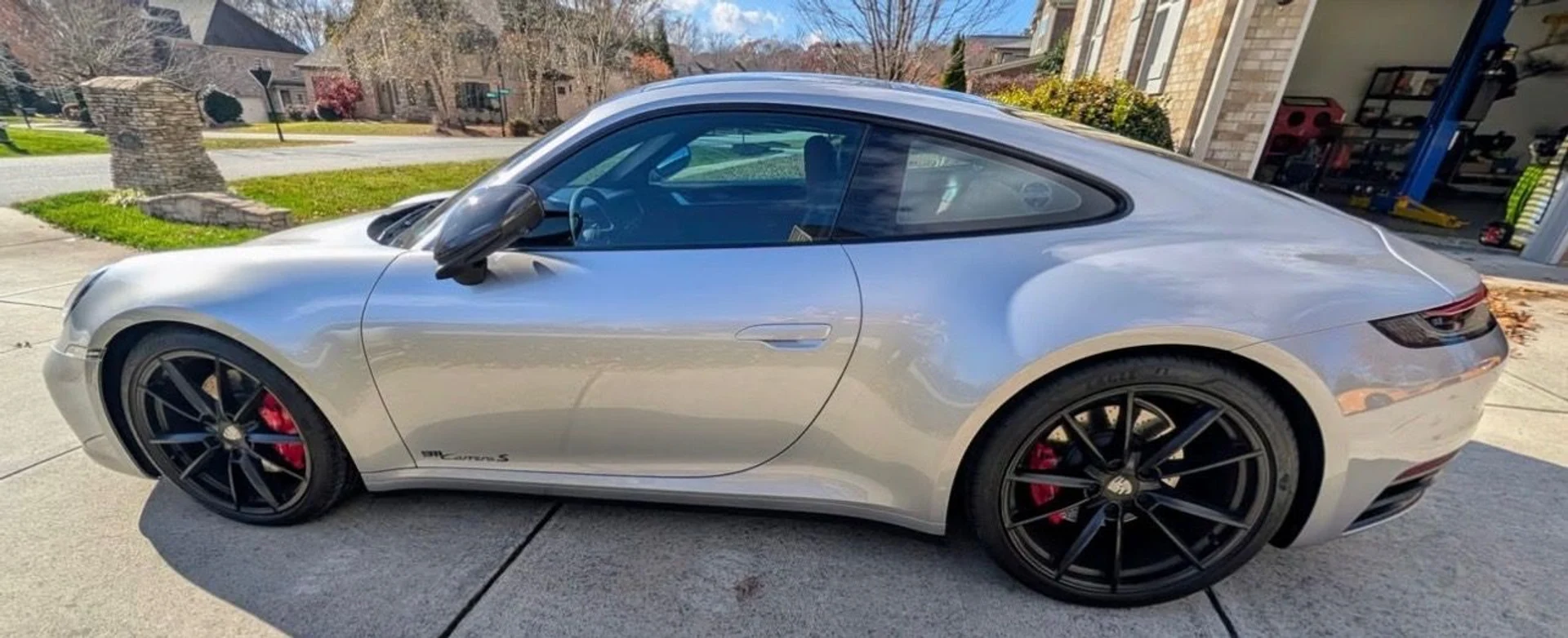 mph002_2237912131_Used_2020_Porsche_911_Carrera_S_1764109694_7aad03772f