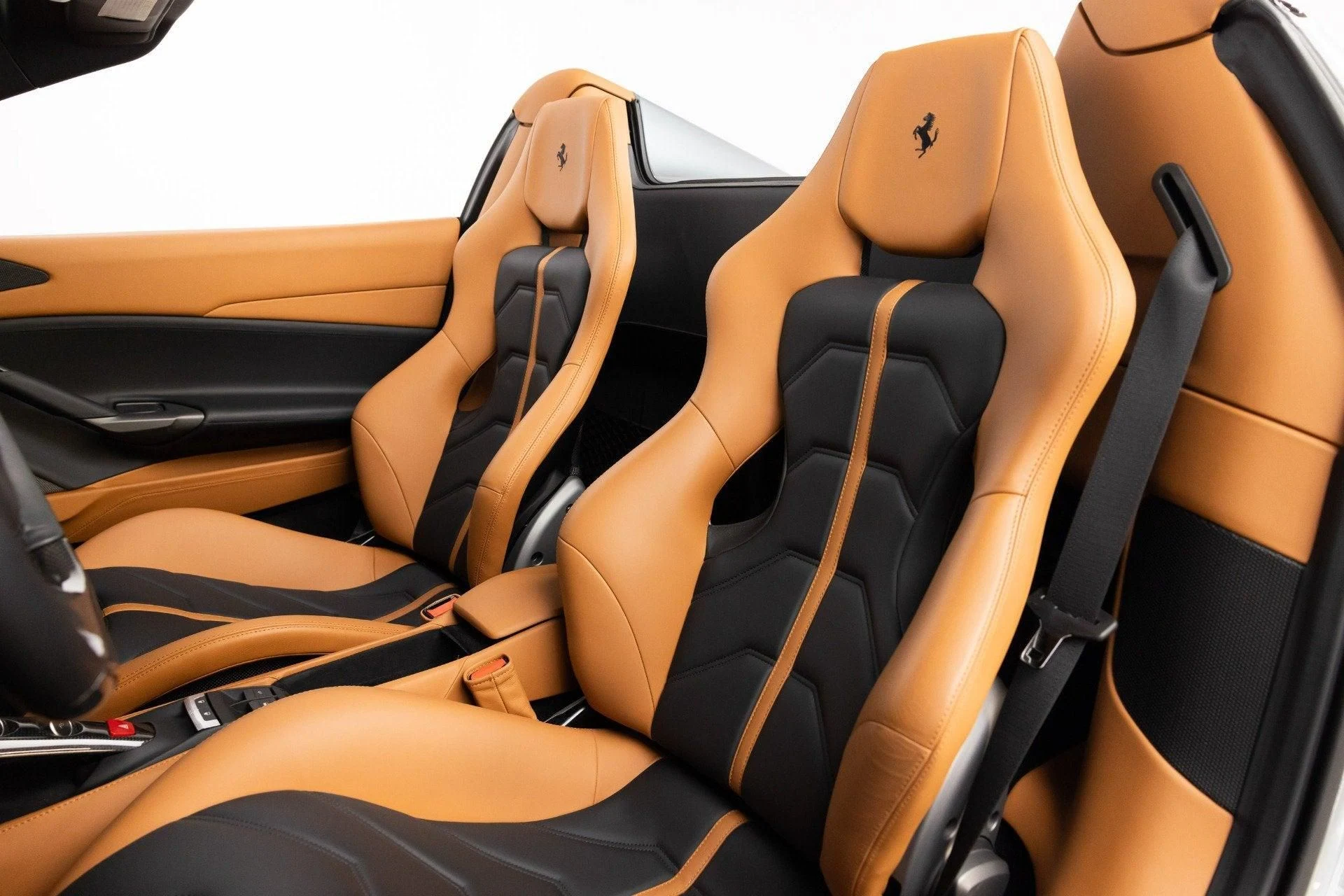 mph002_2238821861_Used_2017_Ferrari_488_Spider_1784891662_5f6a9c50d4