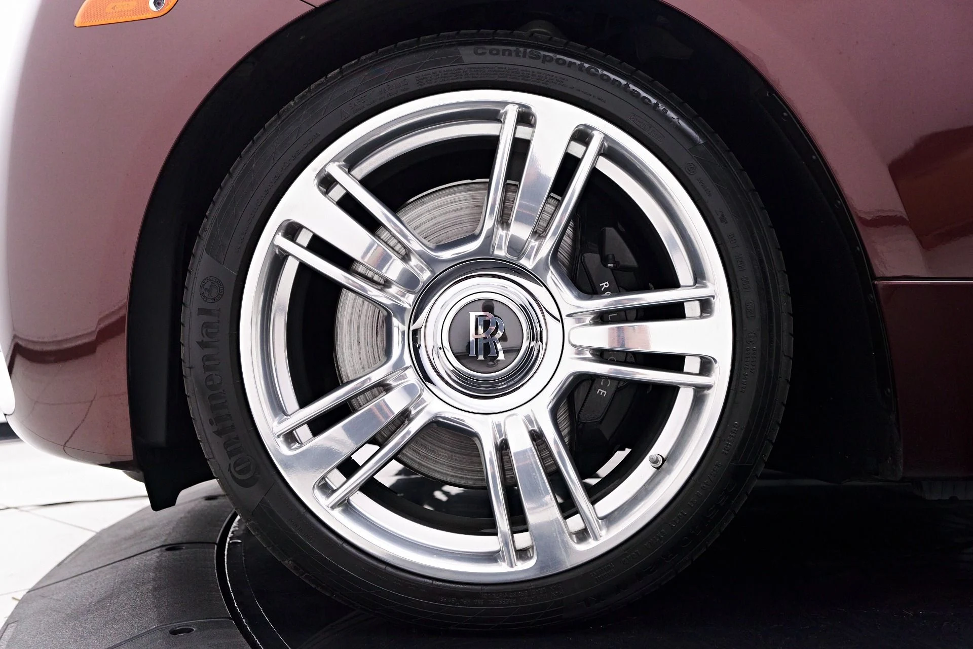mph002_2241555935_Used_2015_Rolls_Royce_Wraith_Base_1757113571_73ae50f982