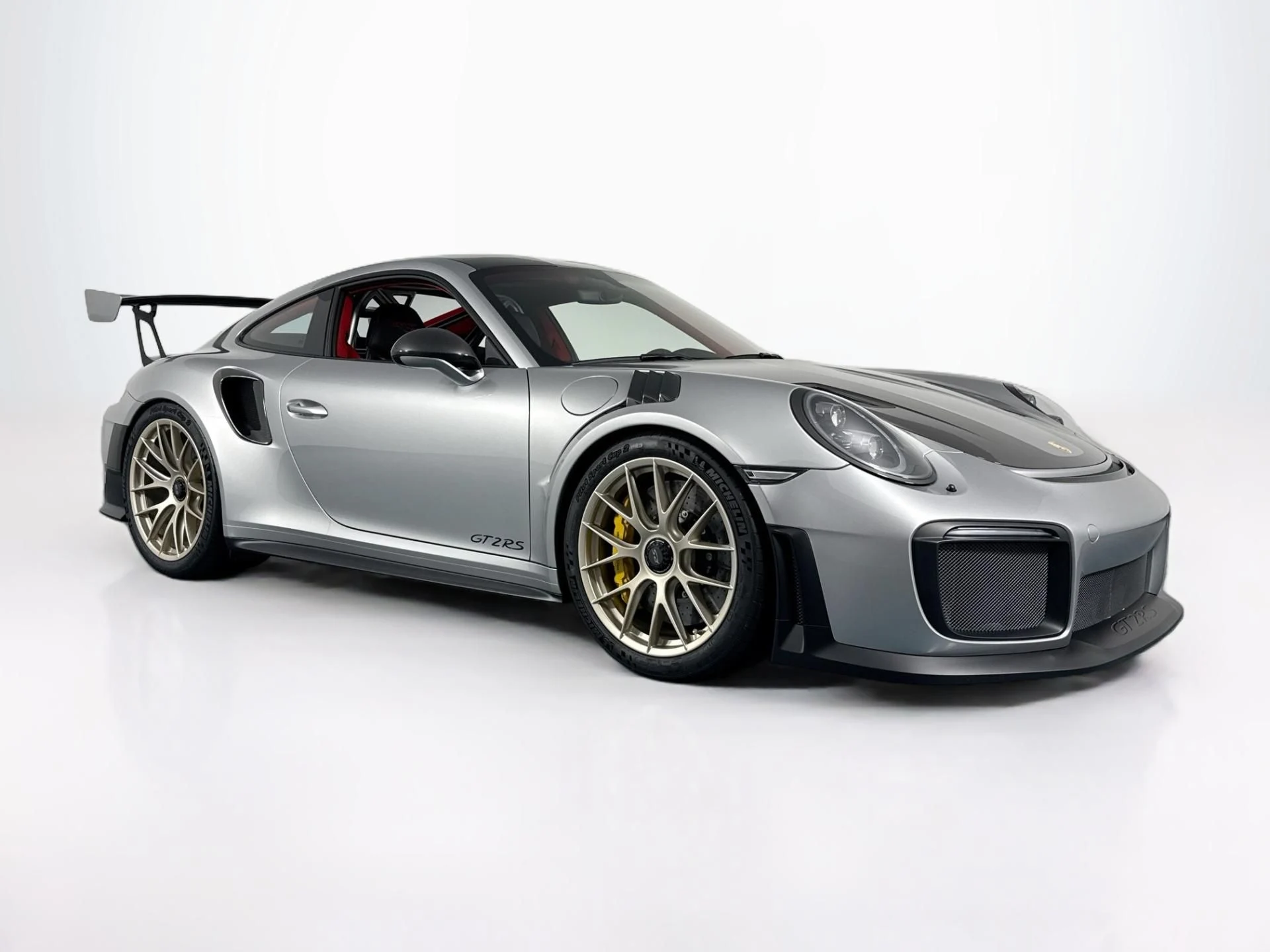 mph002_2247572304_Used_2018_Porsche_911_GT_2_RS_1784762961_3342121686